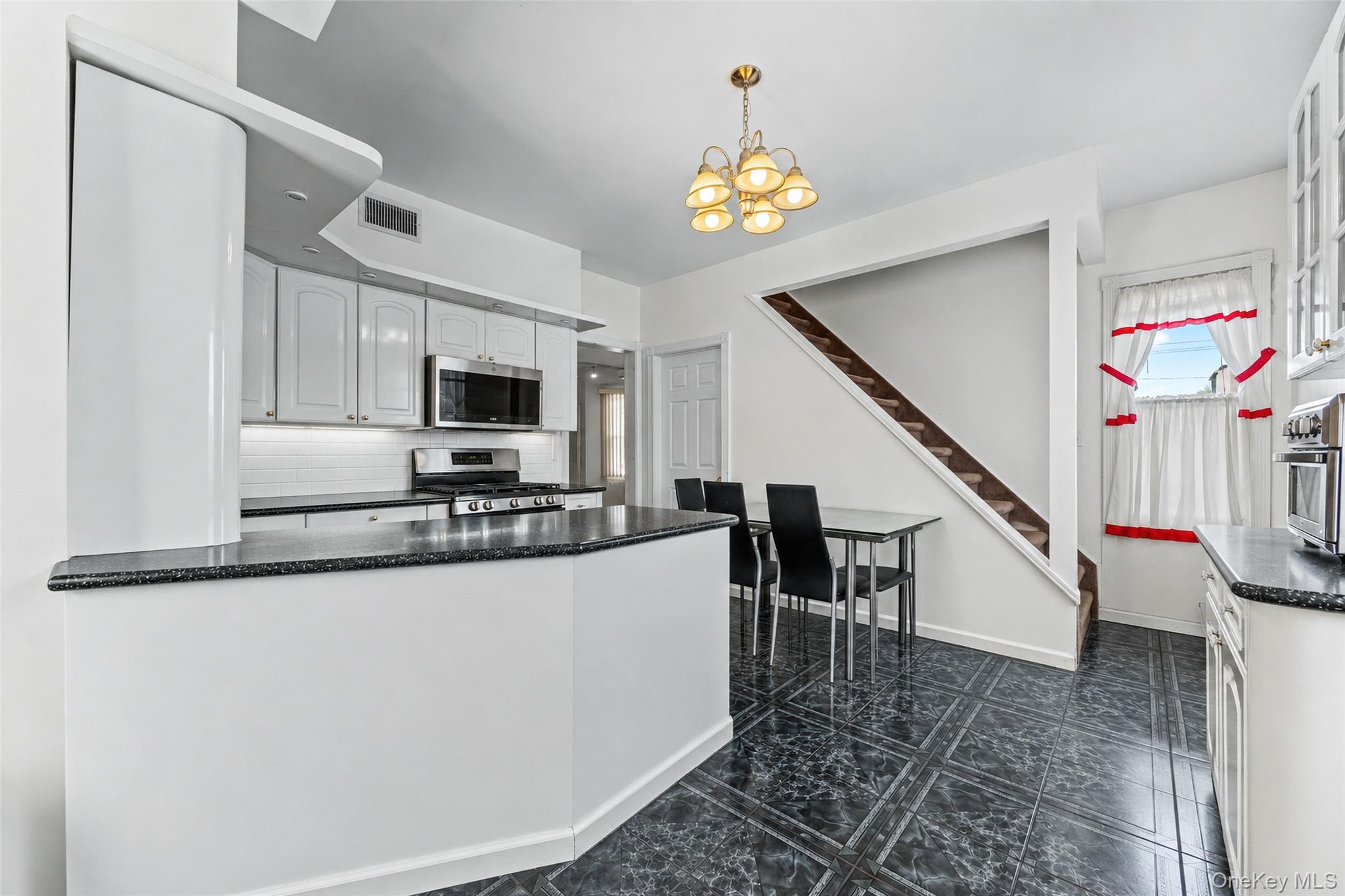 871 Rockaway Avenue — photo 19