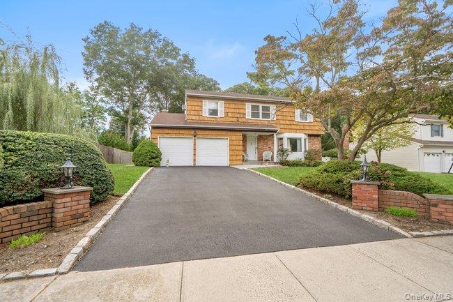 14 Format Lane, Smithtown