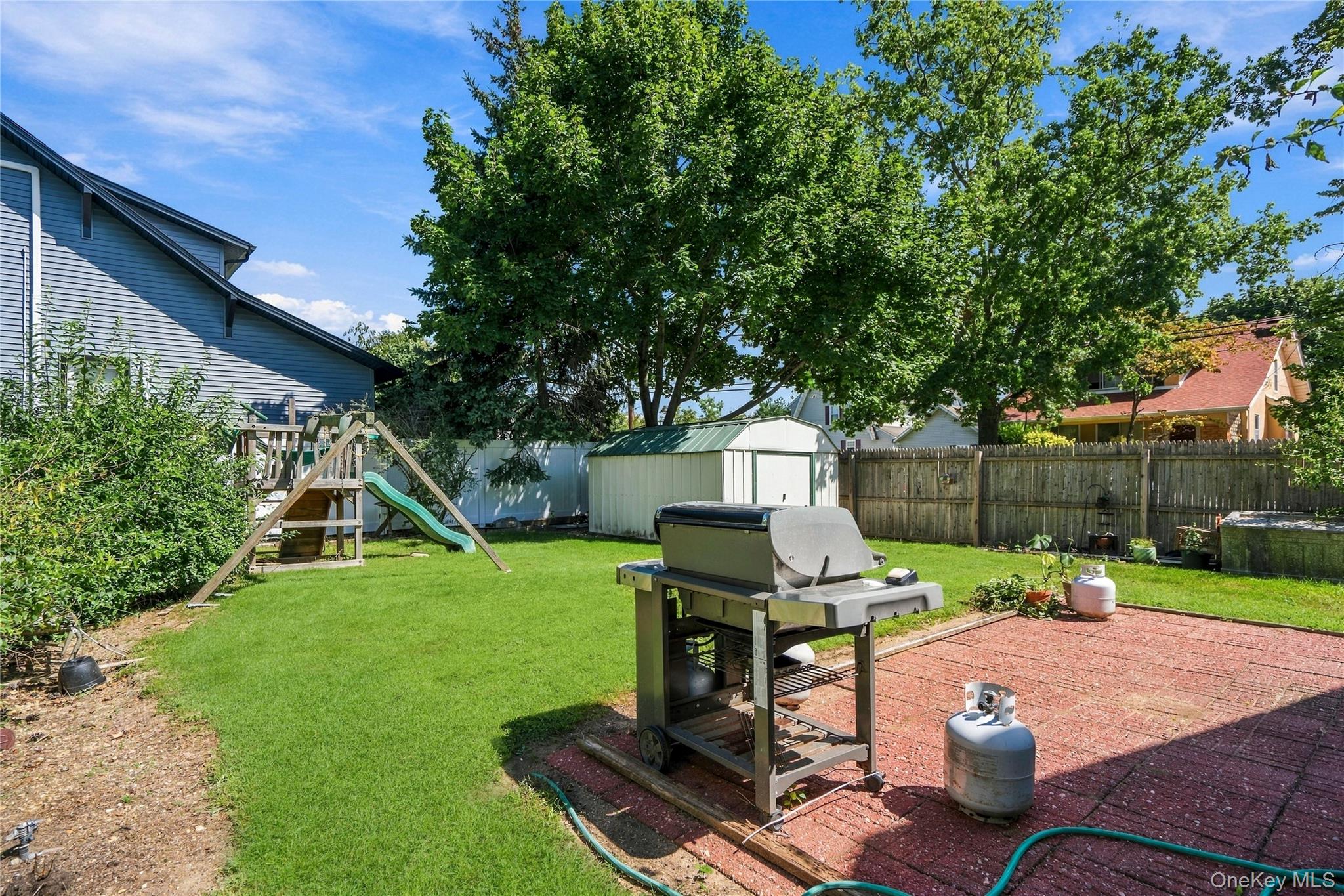 1691 Ivanhoe Drive — photo 28