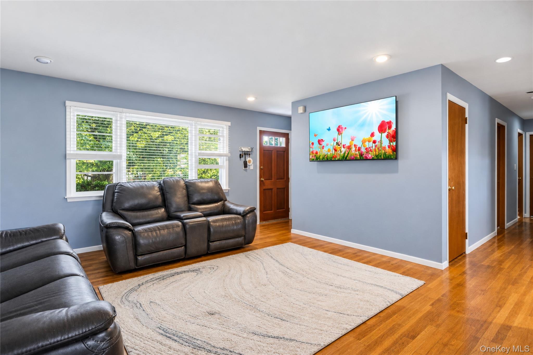 1691 Ivanhoe Drive — photo 10