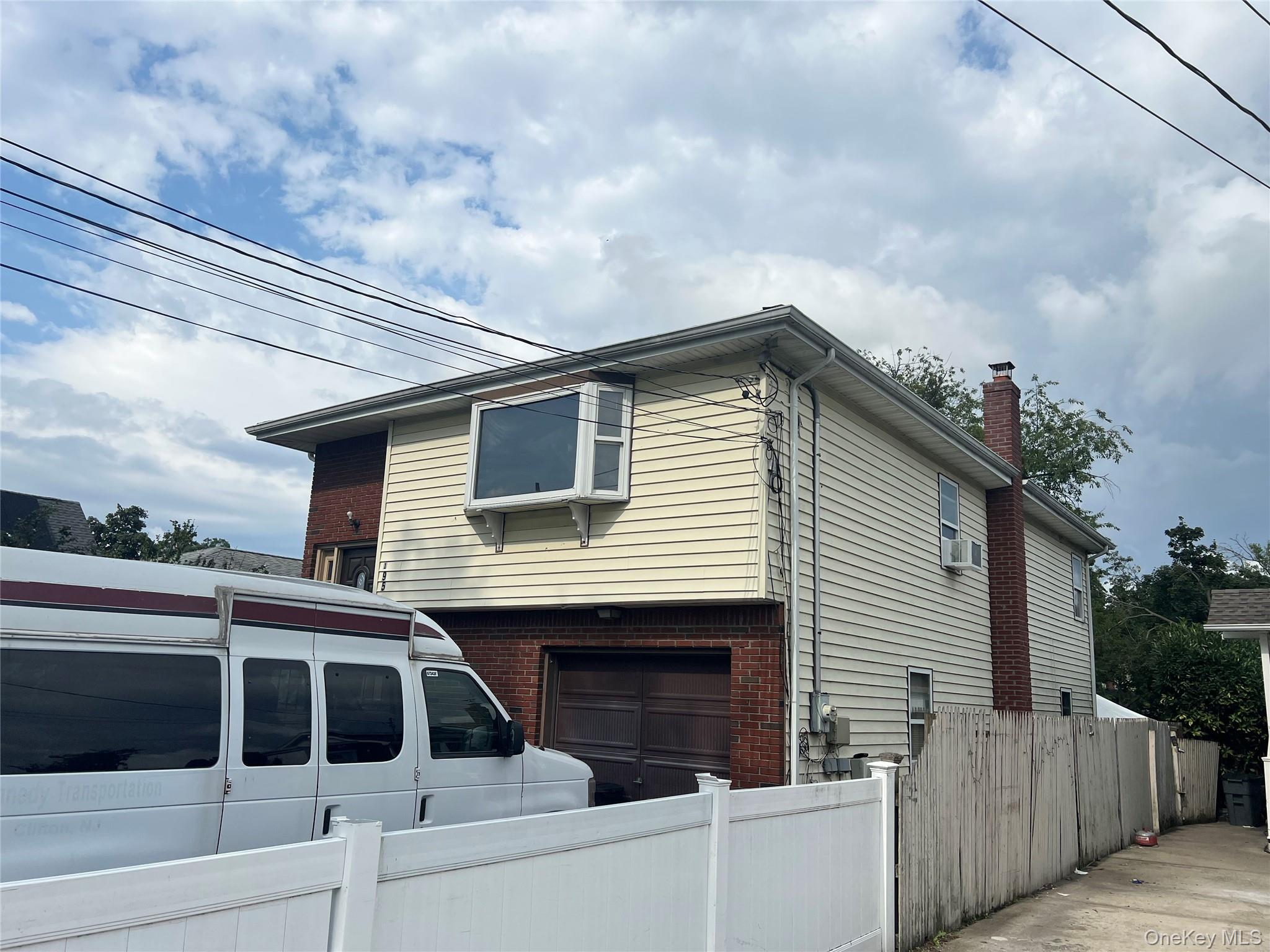 199 Stewart Avenue — photo 3