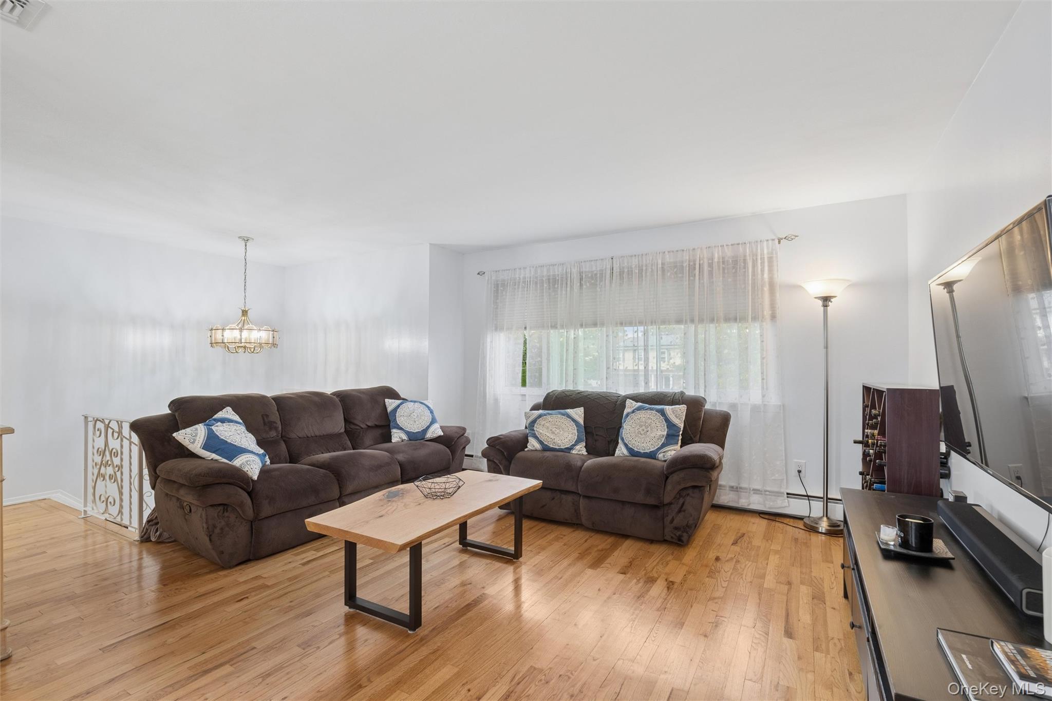 33 Sherwood Drive — photo 7