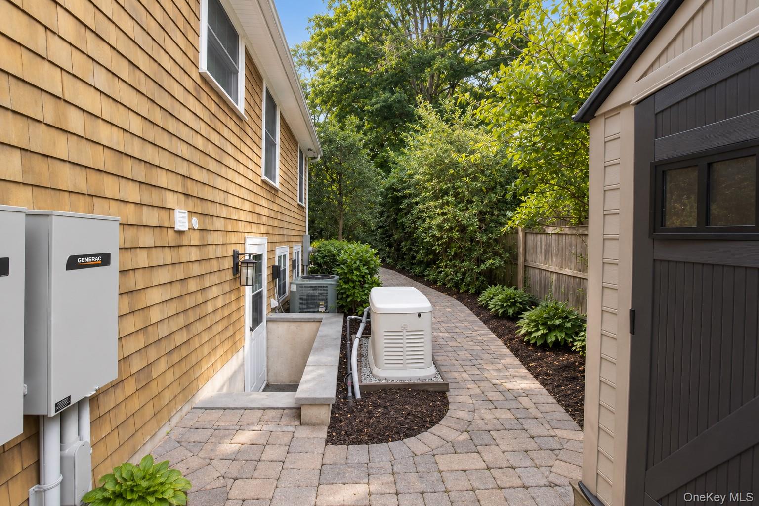 100 Edgewood Avenue — photo 12