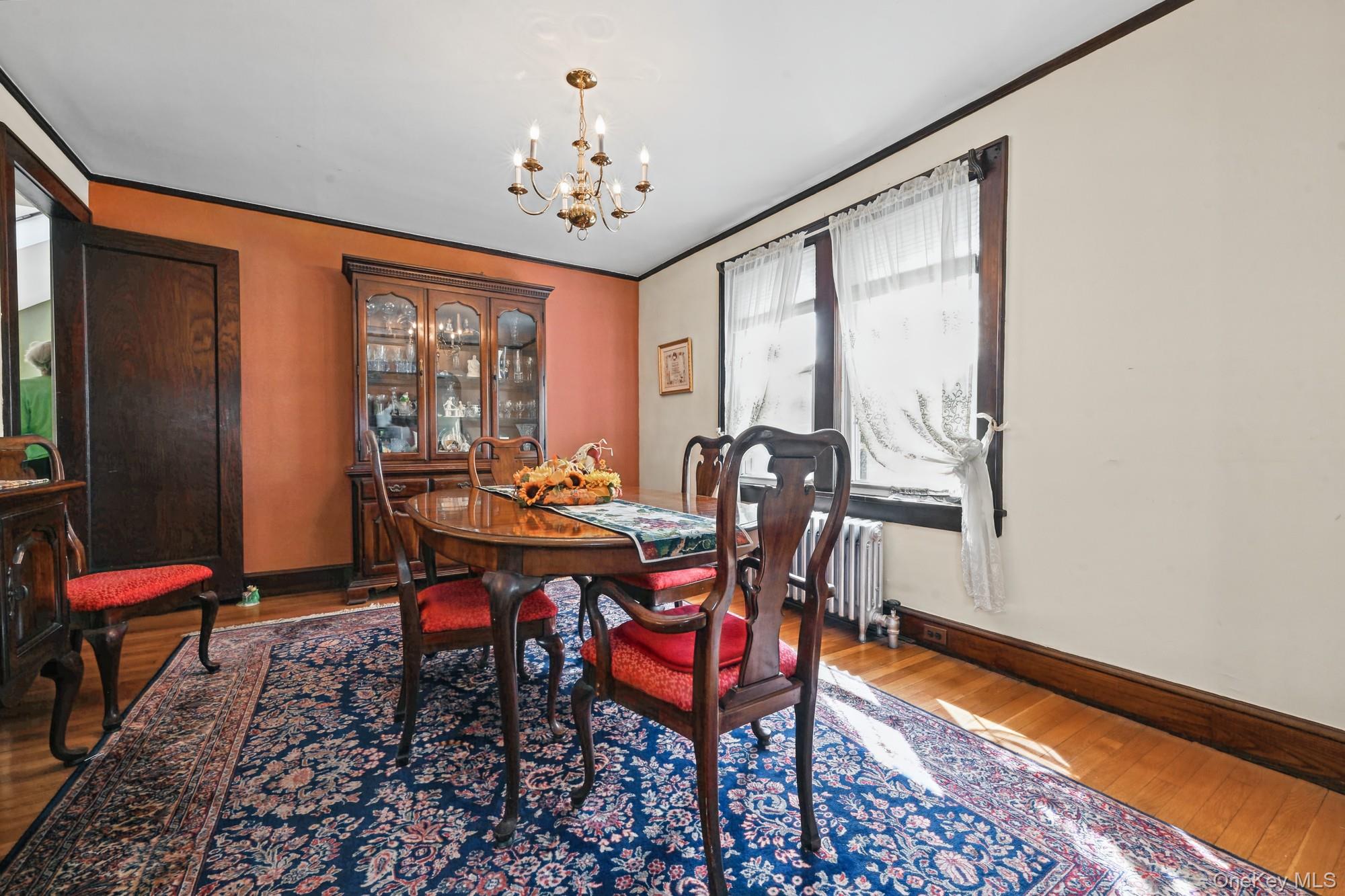 230 Crocus Avenue — photo 8