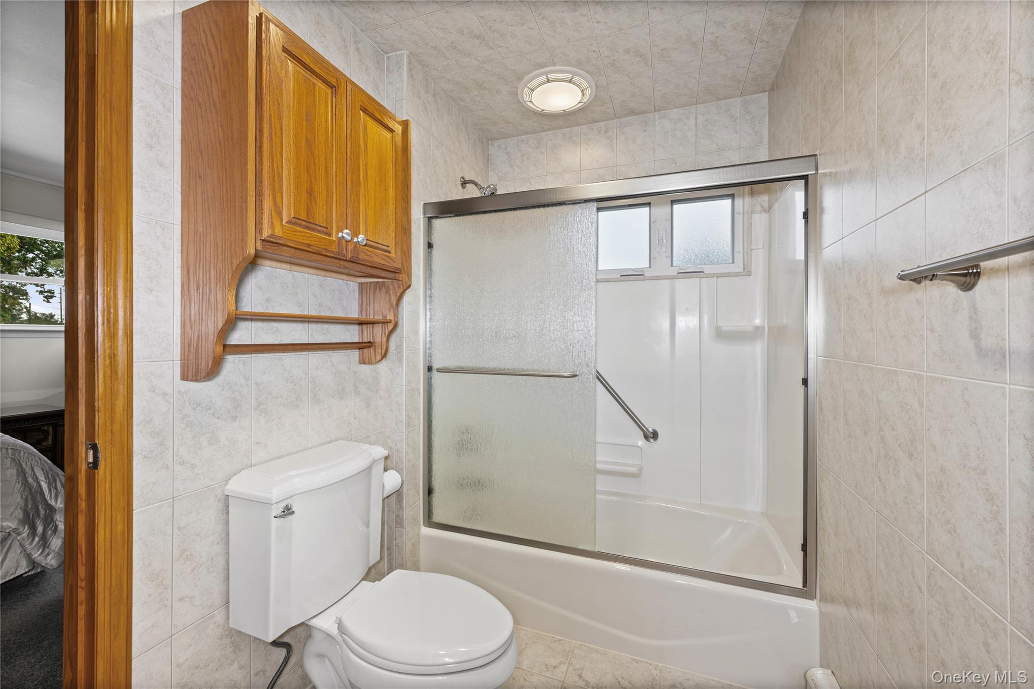 93 Toronto Avenue — photo 18