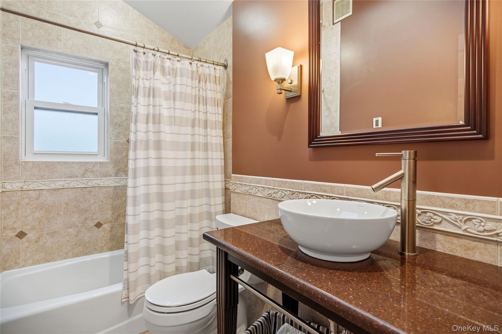 118 Chester Avenue — photo 33