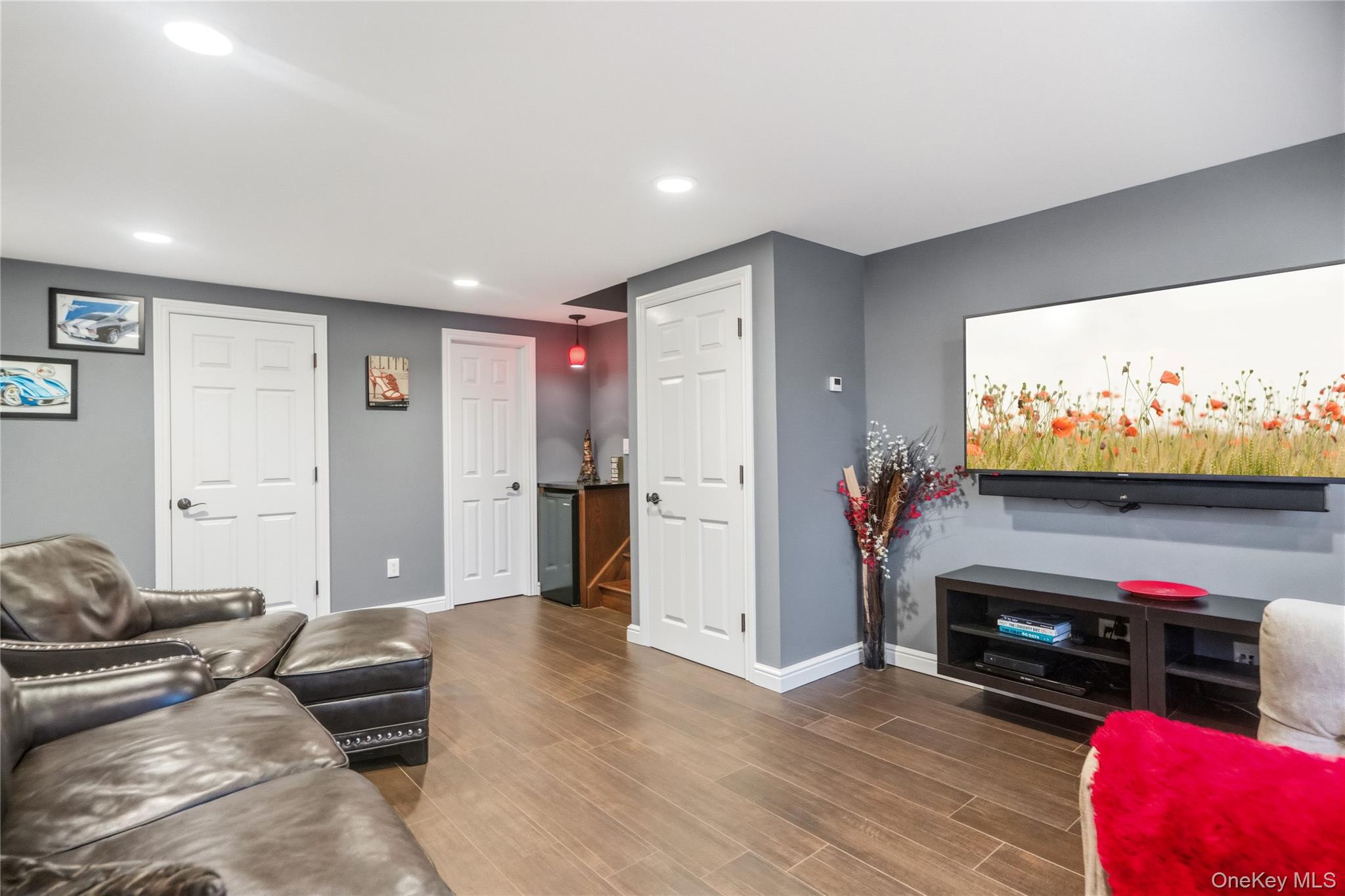 118 Chester Avenue — photo 41