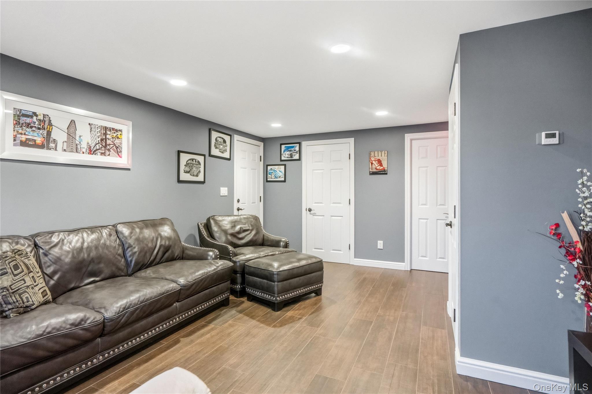 118 Chester Avenue — photo 42