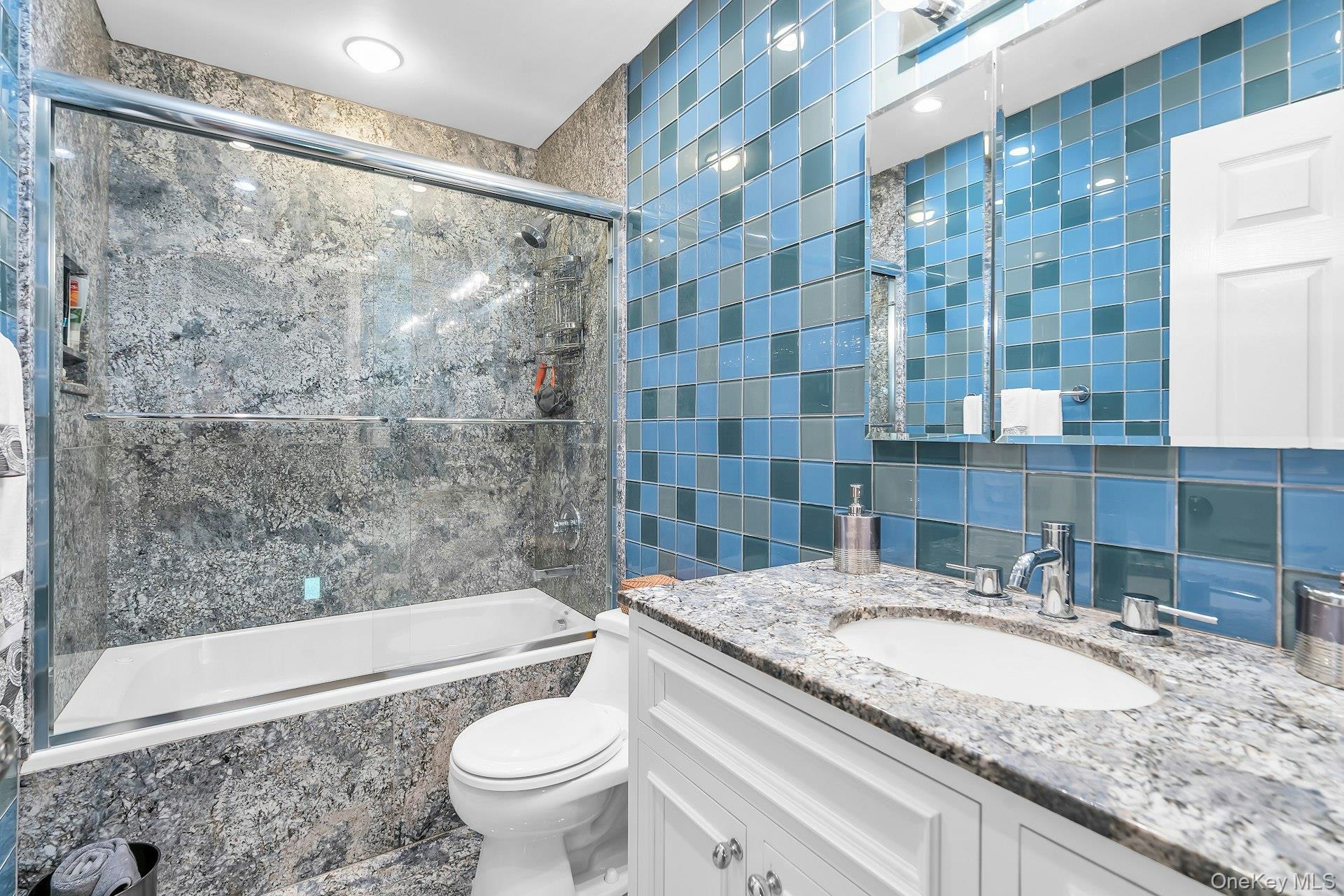 61 Washington Heights Avenue — photo 15