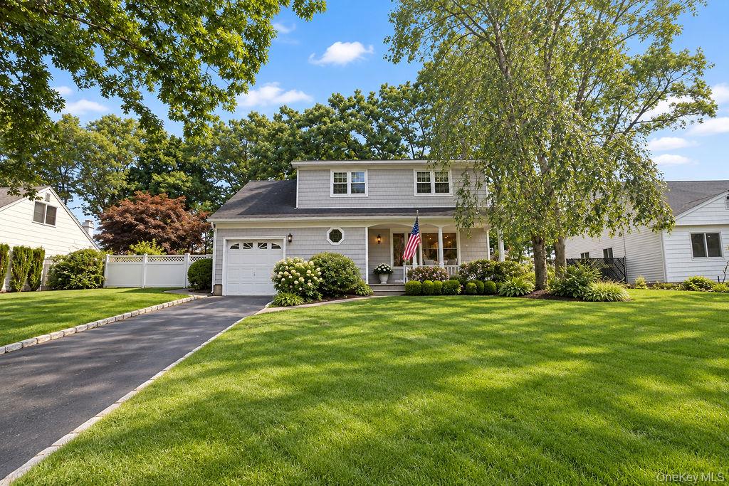 25 Dellmarie Lane, Nesconset