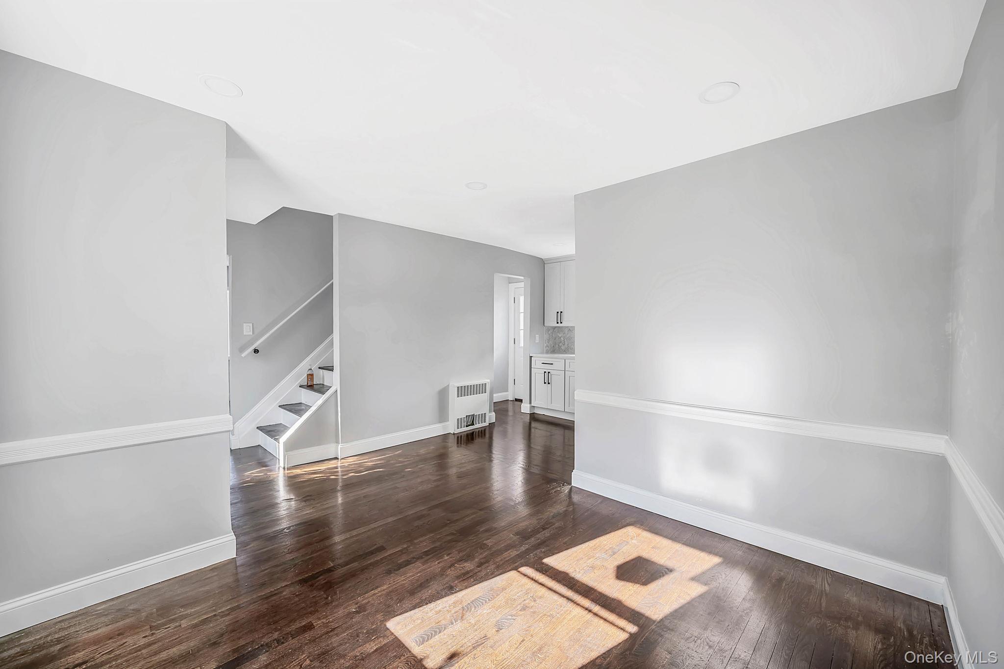1 Hudson Court — photo 8