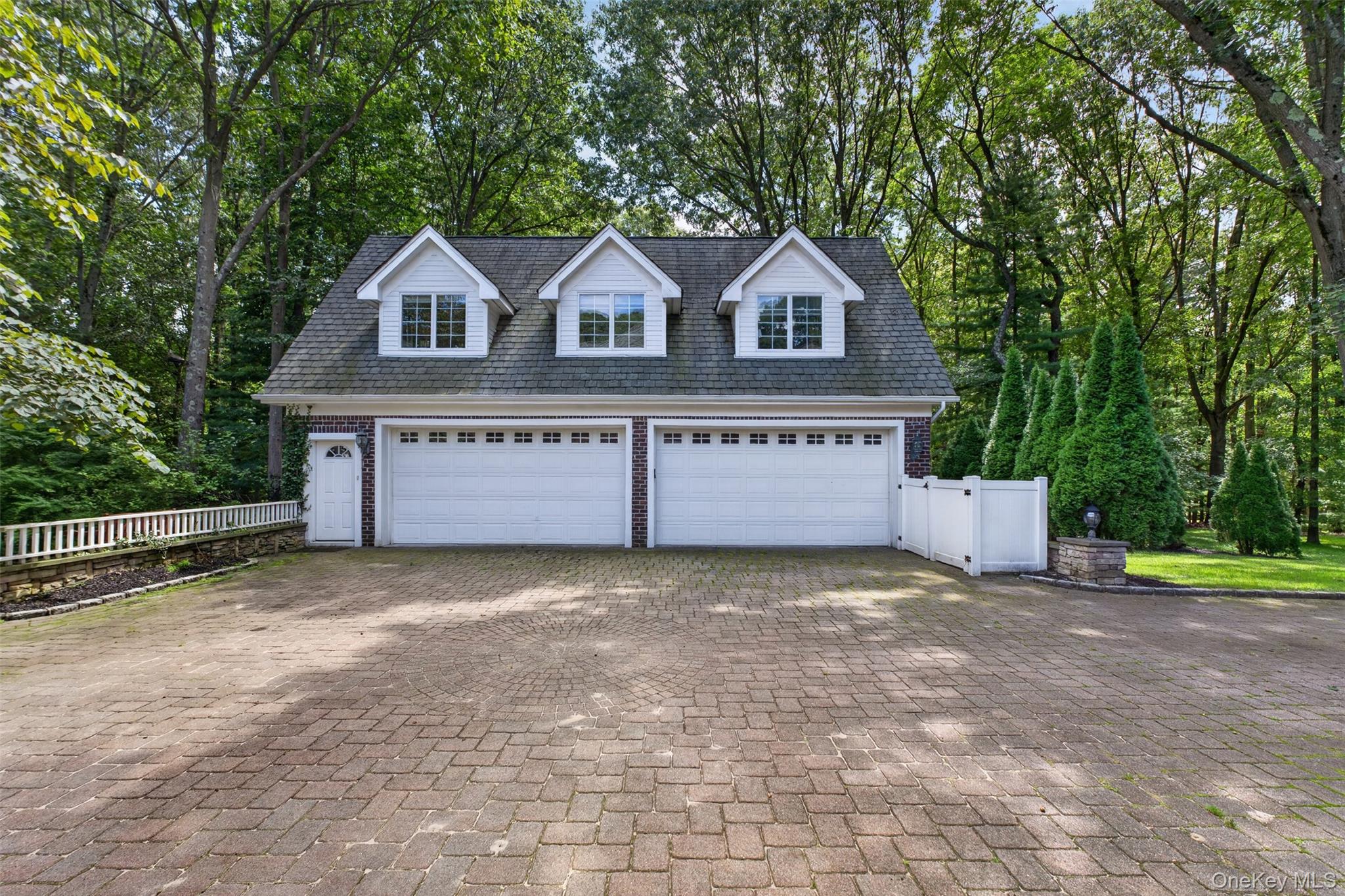 11 Danton Lane — photo 8