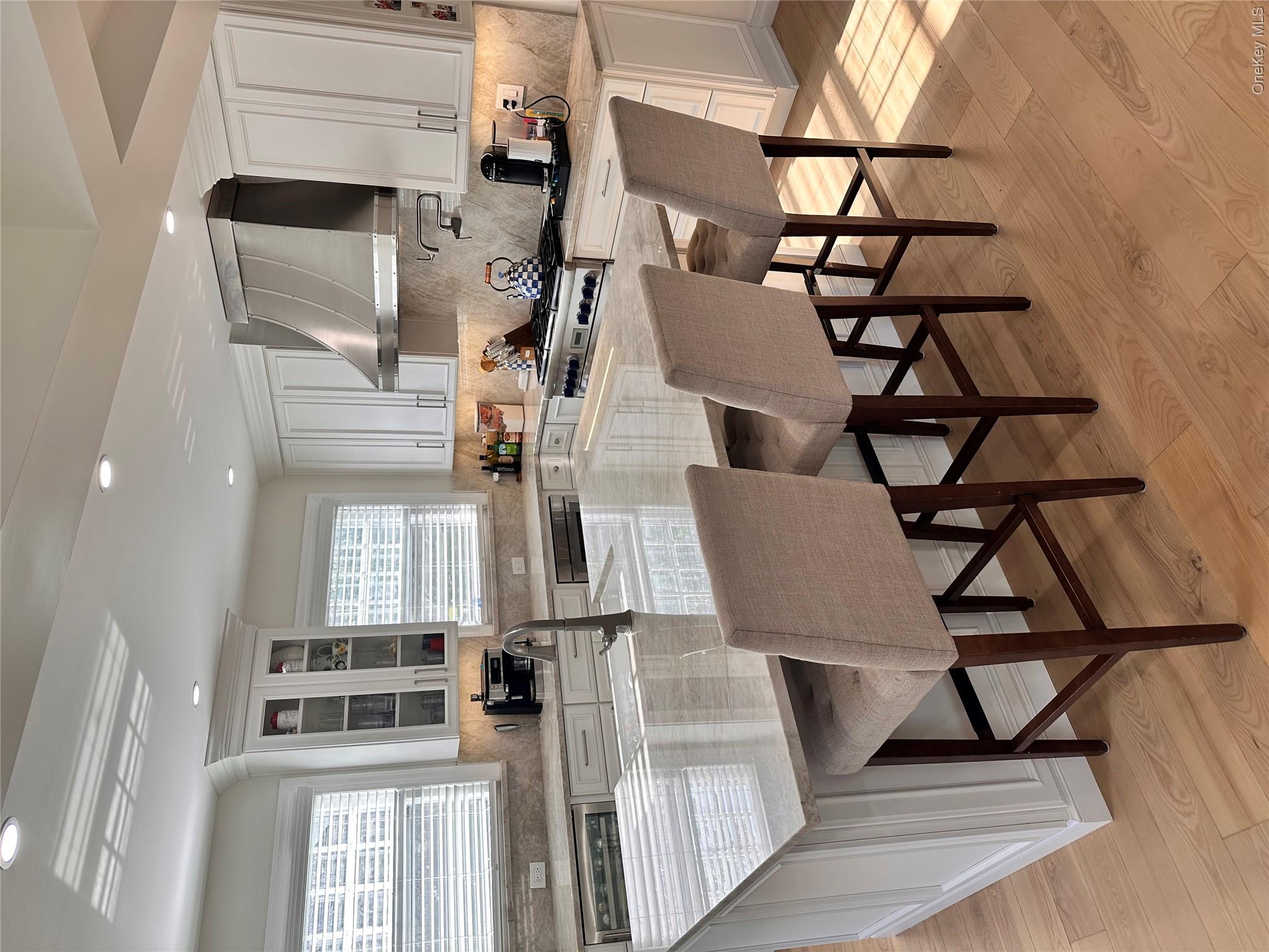 252 Beverly Road — photo 4