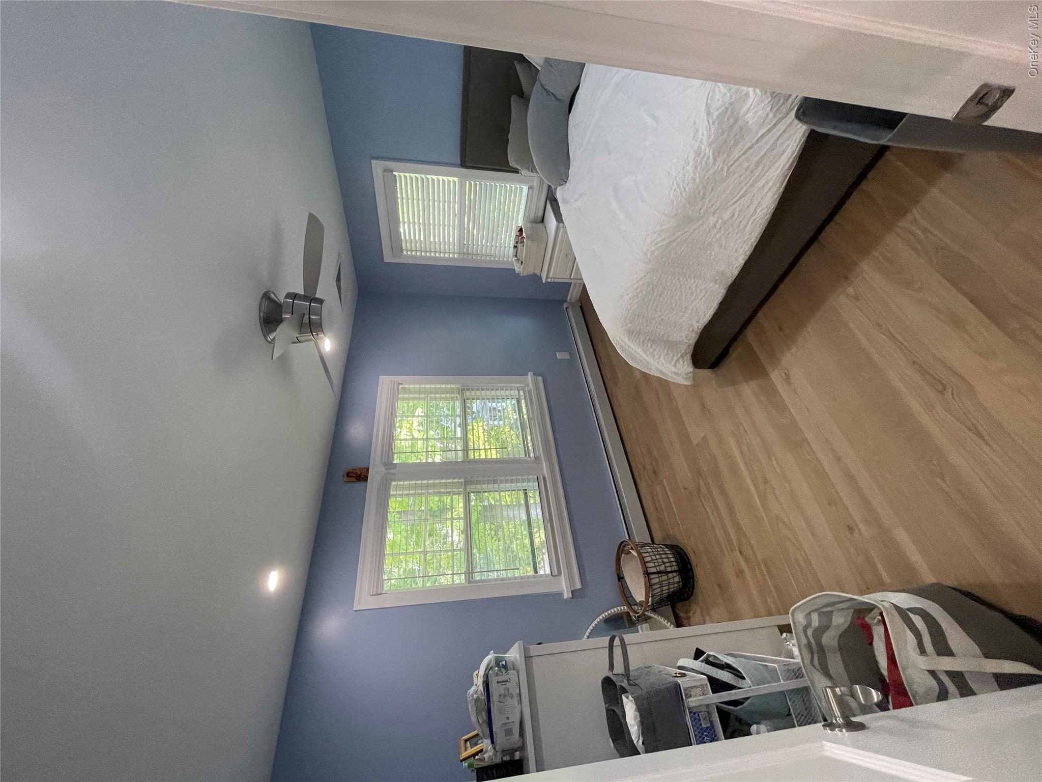 252 Beverly Road — photo 9