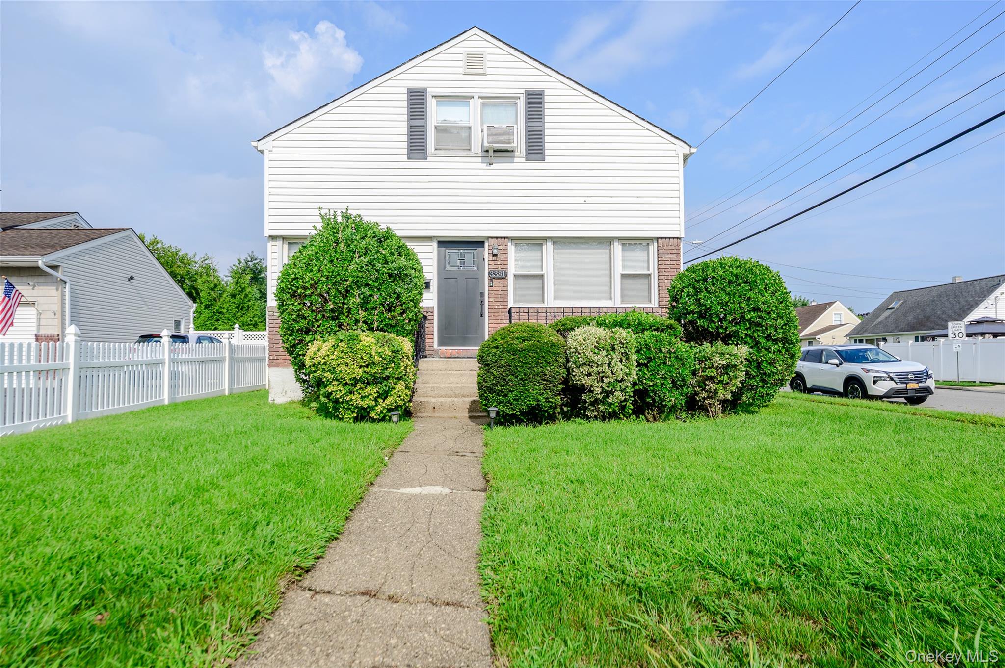 3381 Oceanside Road, Oceanside