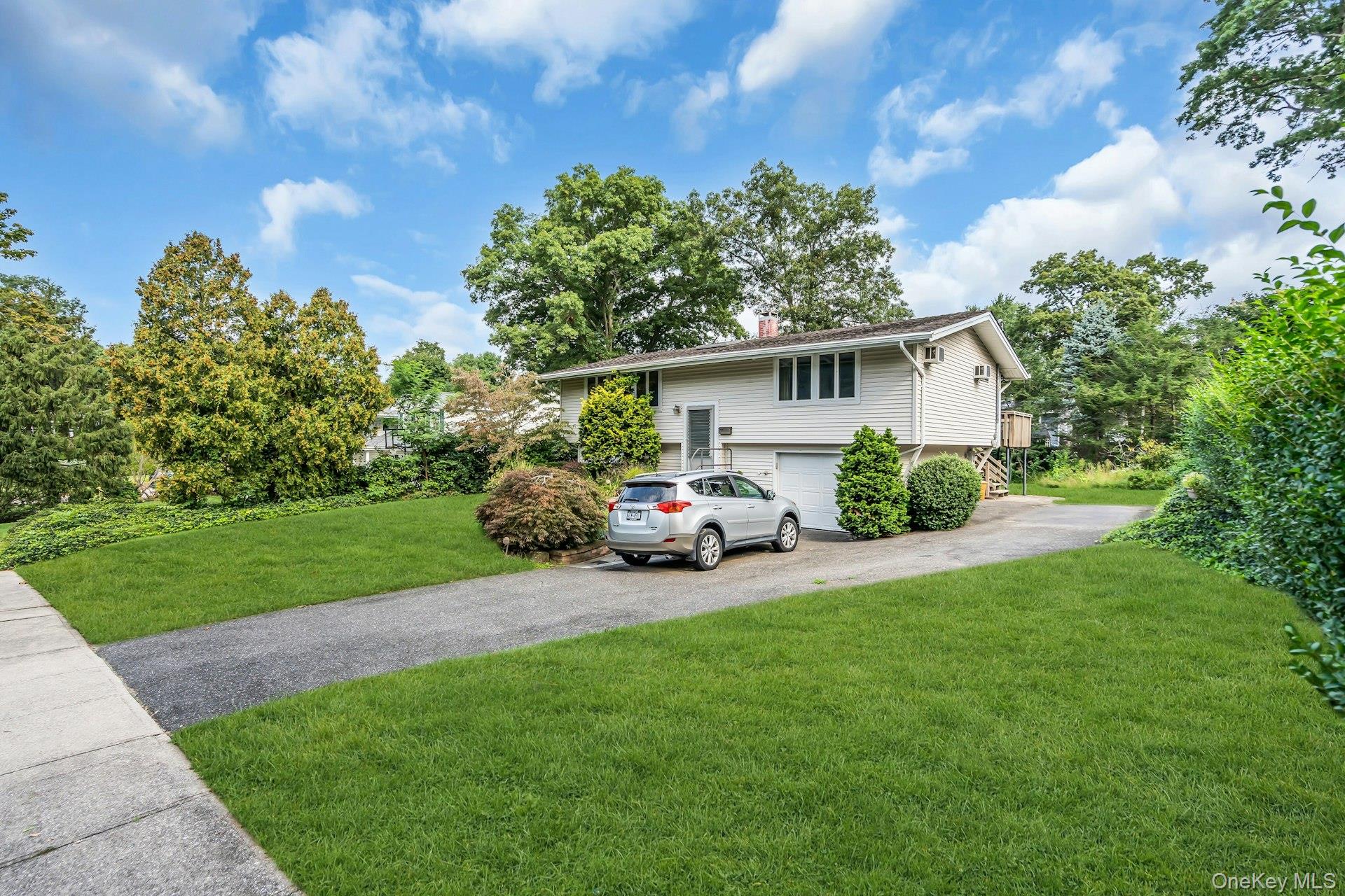 23 Redleaf Lane — photo 3