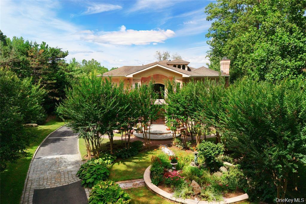 527 Manhasset Woods Road — photo 30