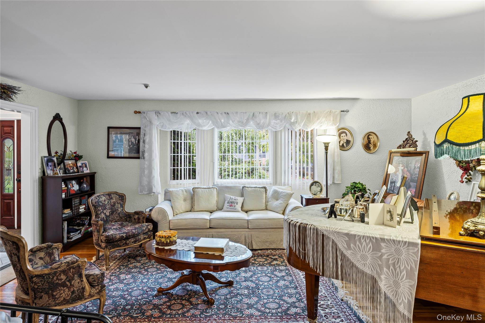 1 Jason Court — photo 4