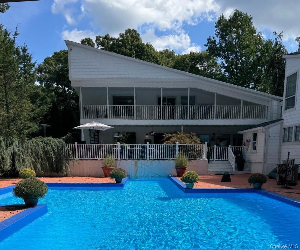 5 Carol Lane — photo 4