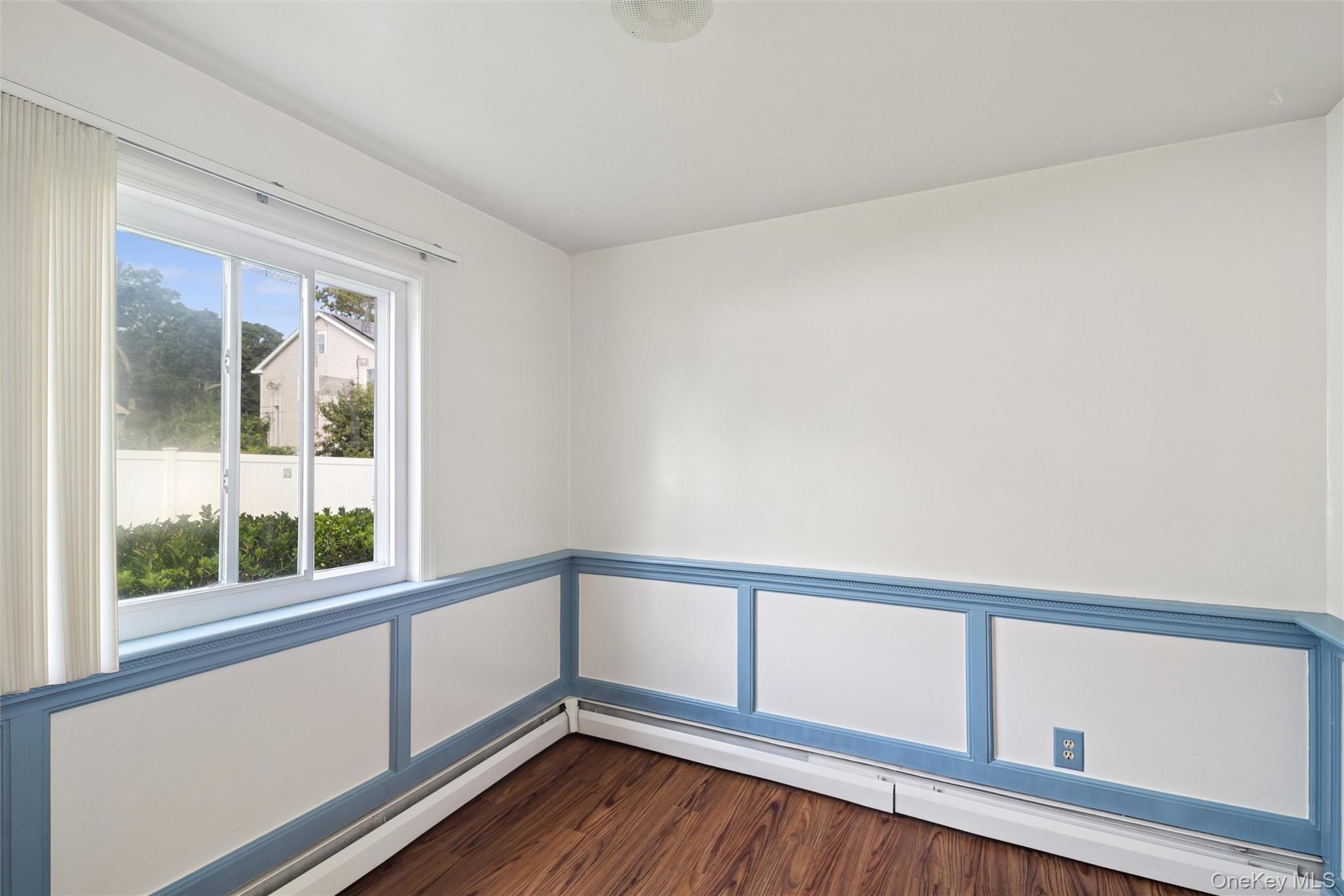544 Park Avenue — photo 13