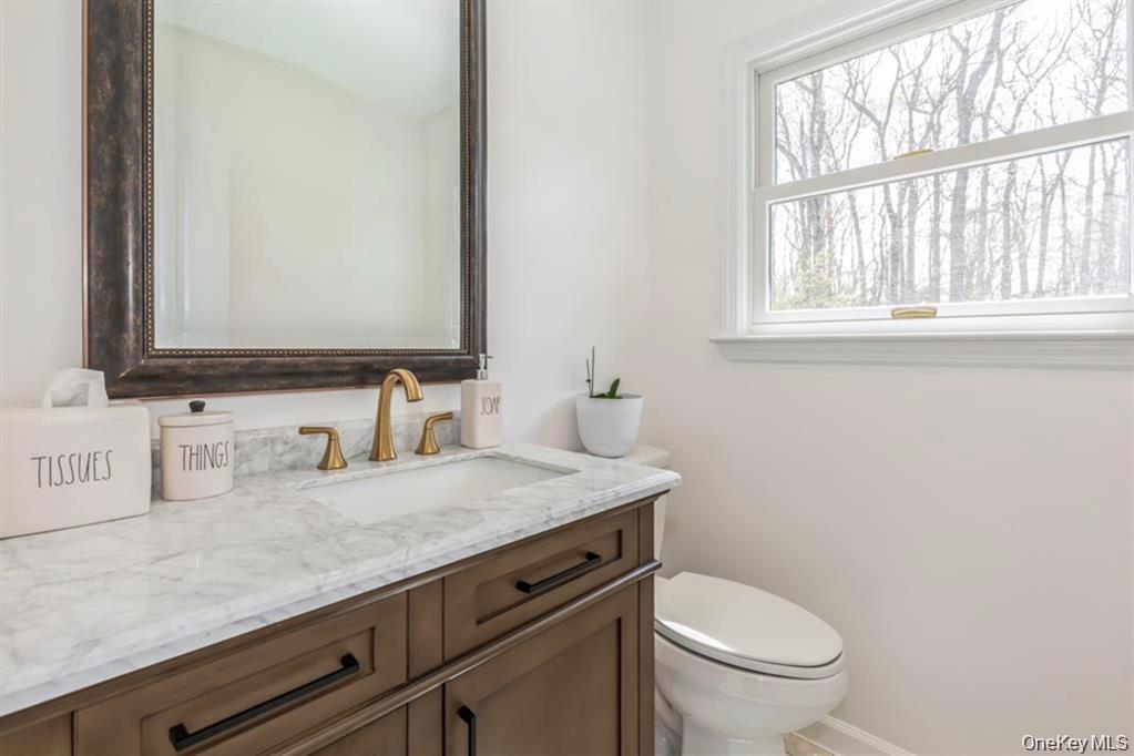 12 Midvale Avenue — photo 10
