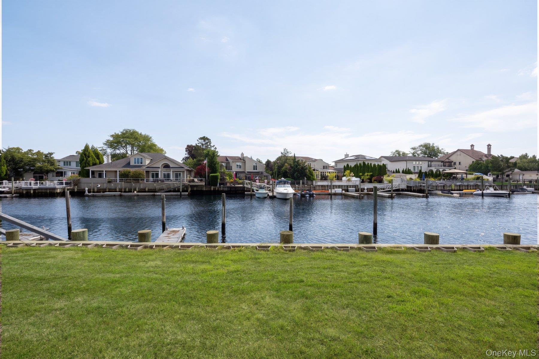 2819 Bay Drive — photo 3