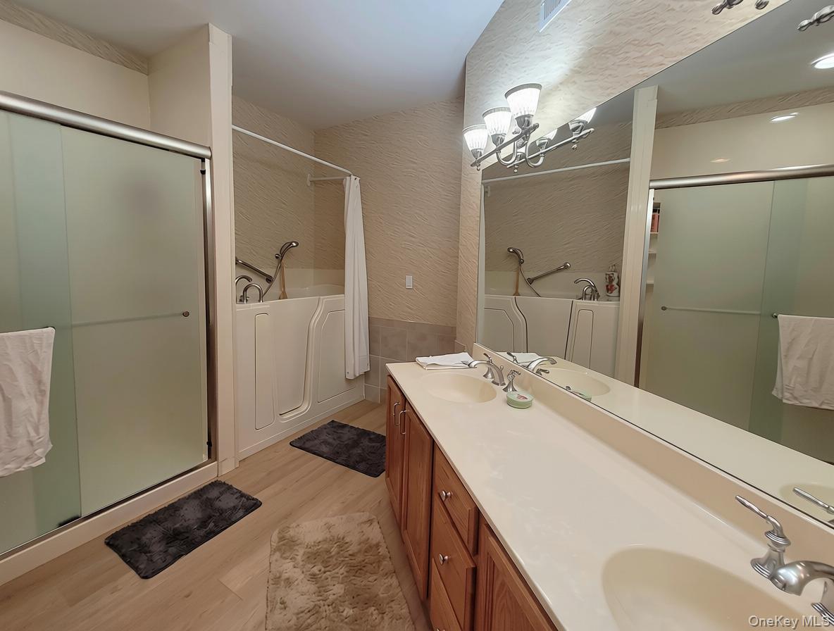 20 Sonata Court — photo 9