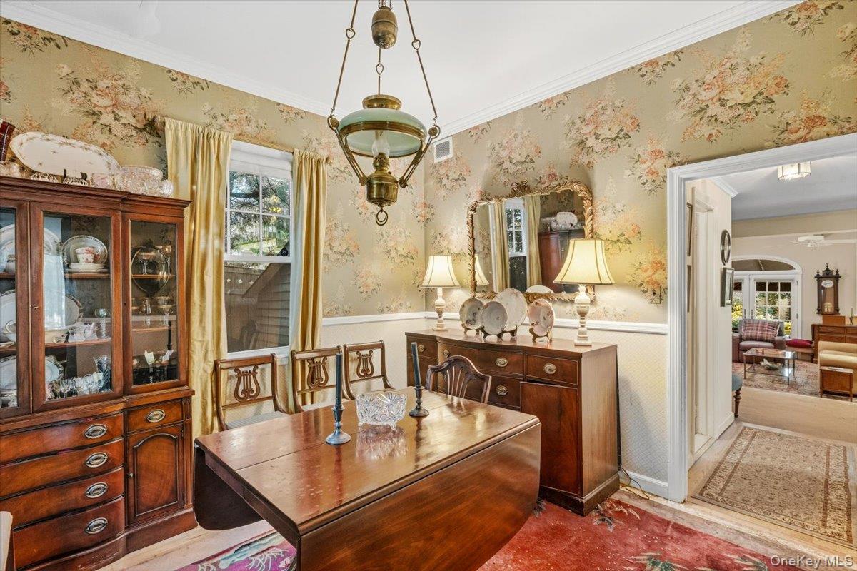 16 Stuart Avenue — photo 15
