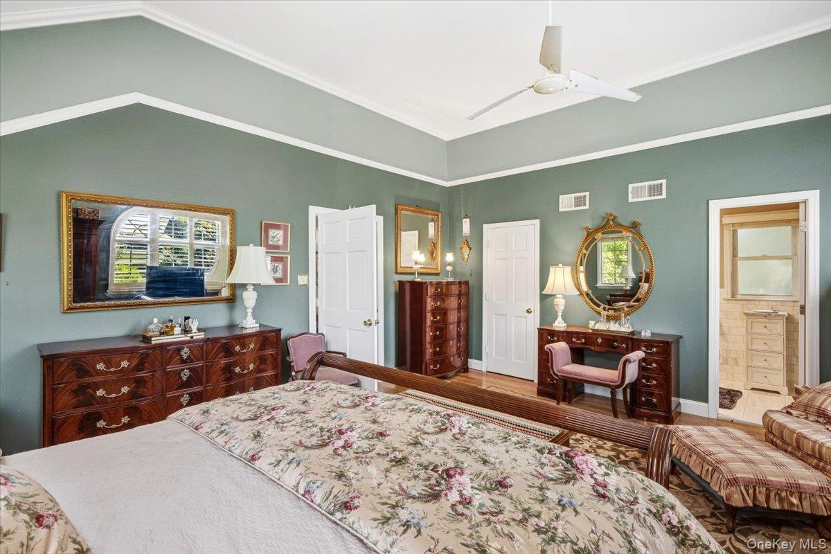 16 Stuart Avenue — photo 20