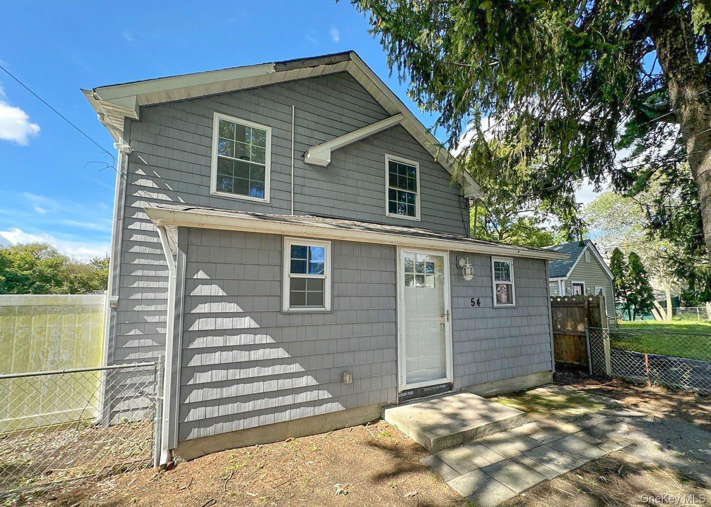 54 Oneill Avenue — photo 4