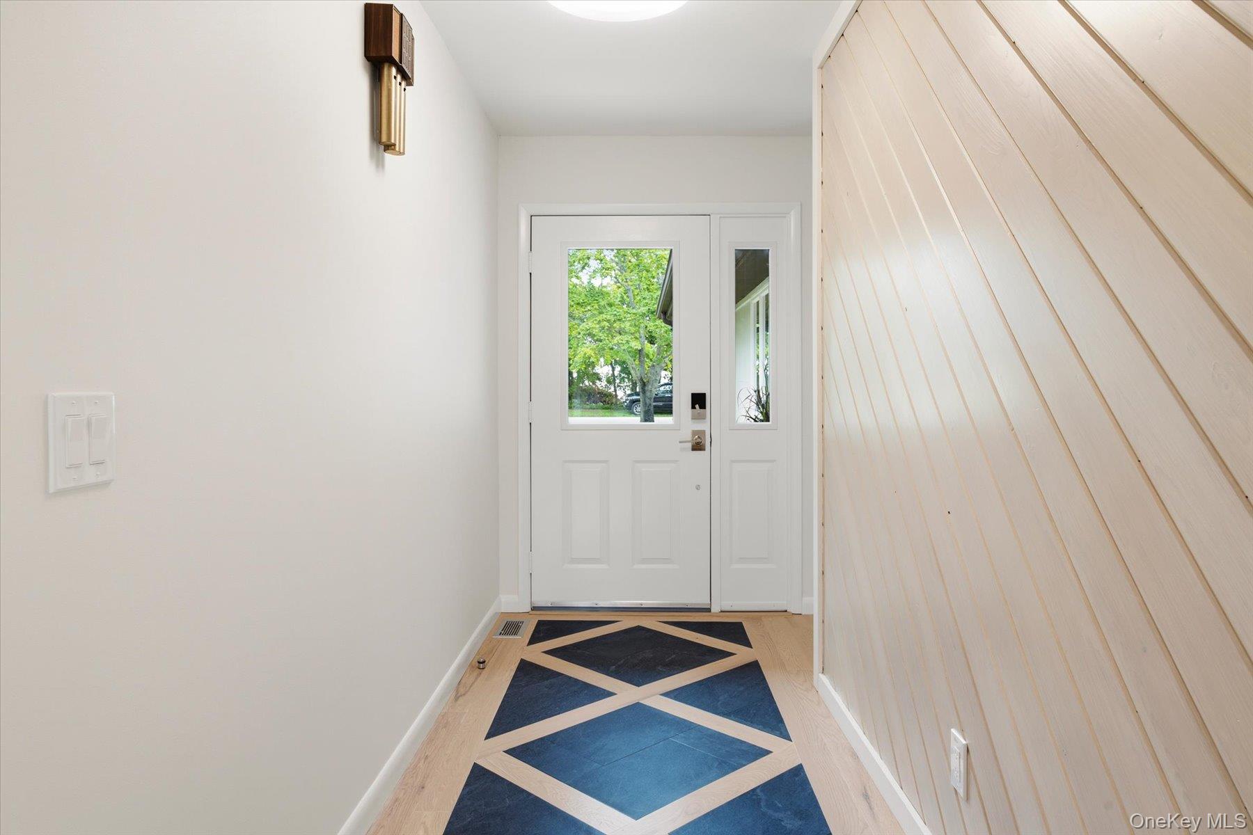 177 Herricks Lane — photo 14