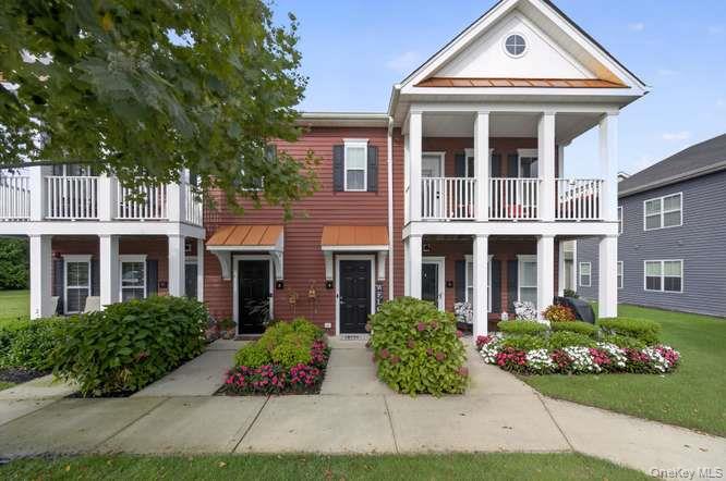 4 Village Drive #4, East Islip