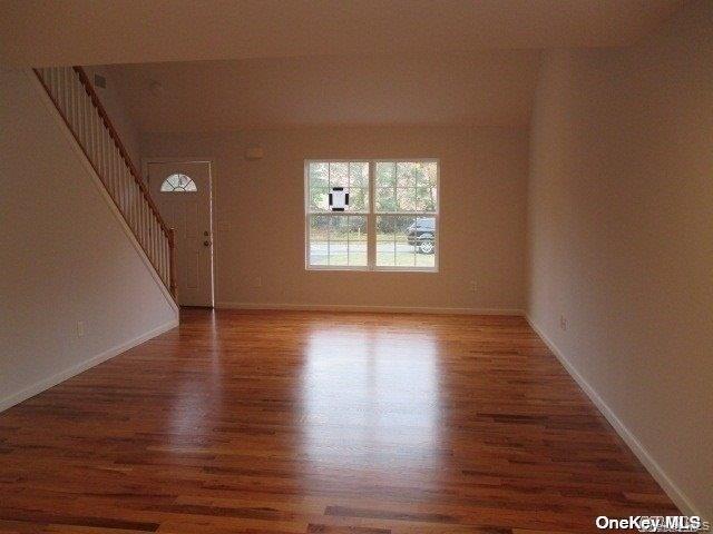 647 Doane Avenue — photo 3