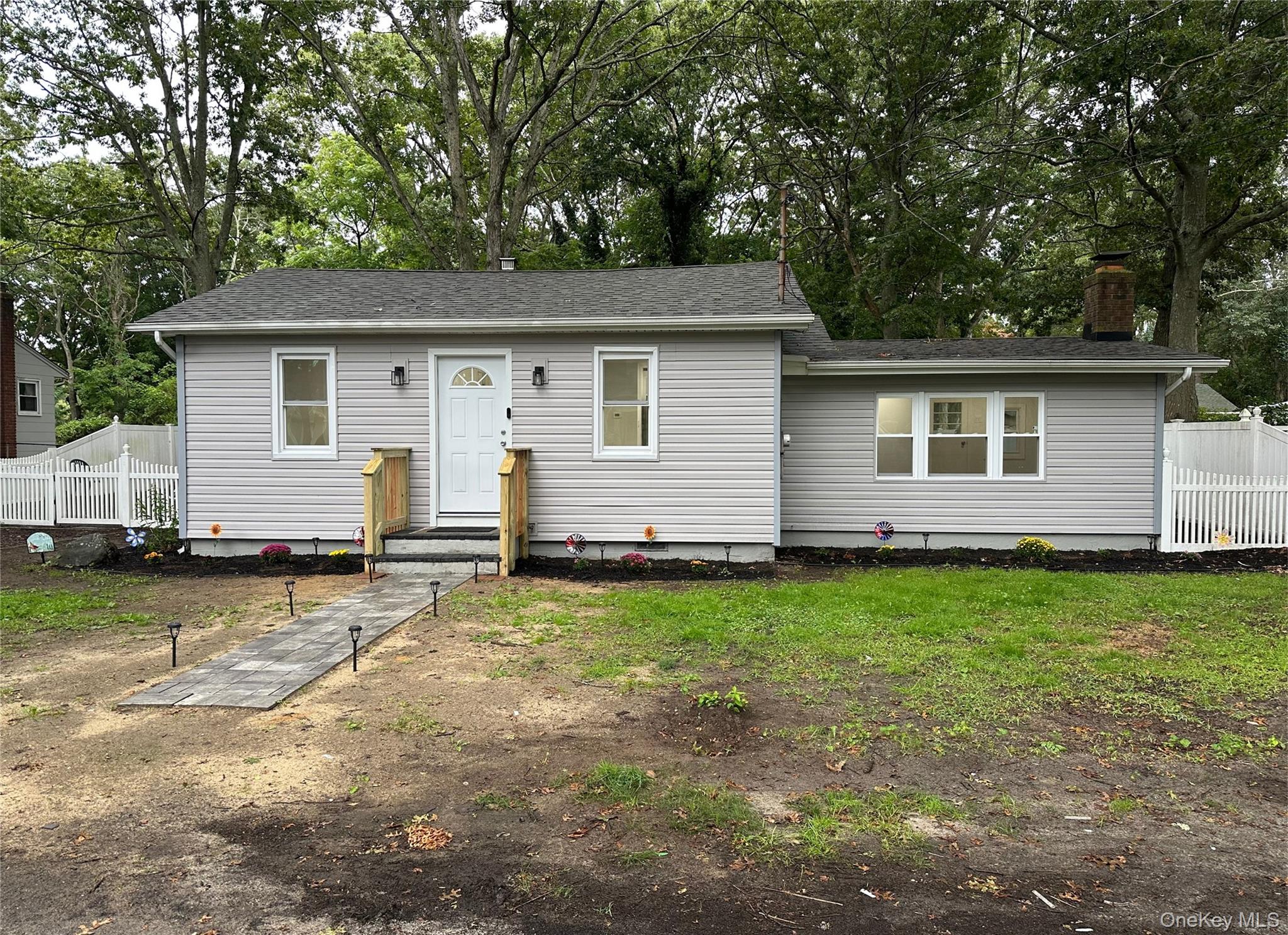 10 Barclay Road — photo 2