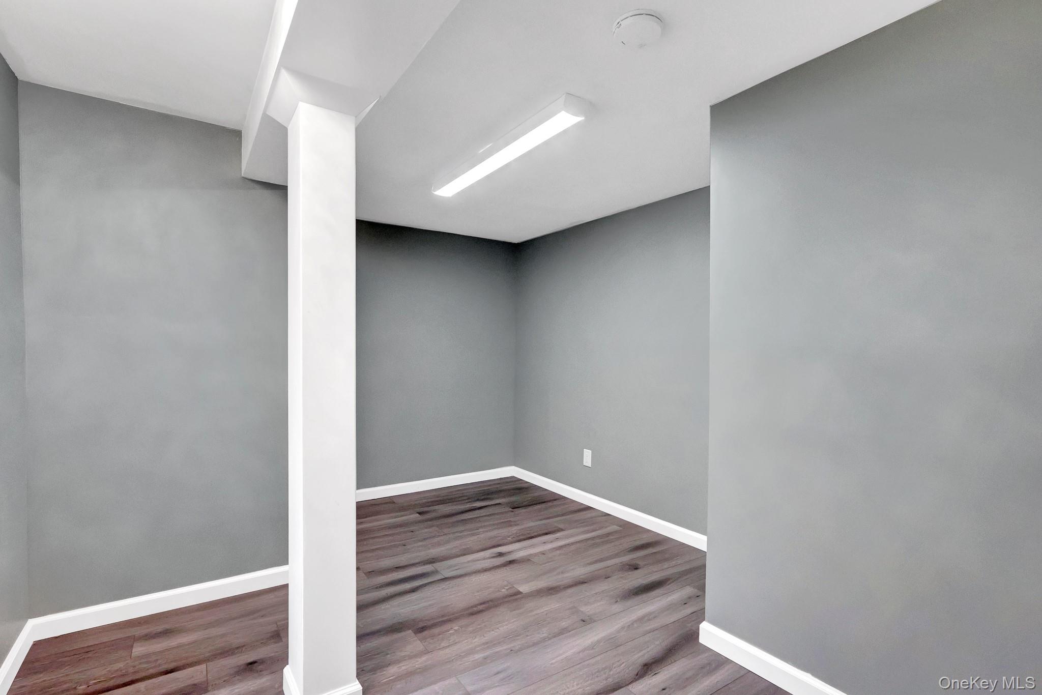 204 Bayview Avenue — photo 18