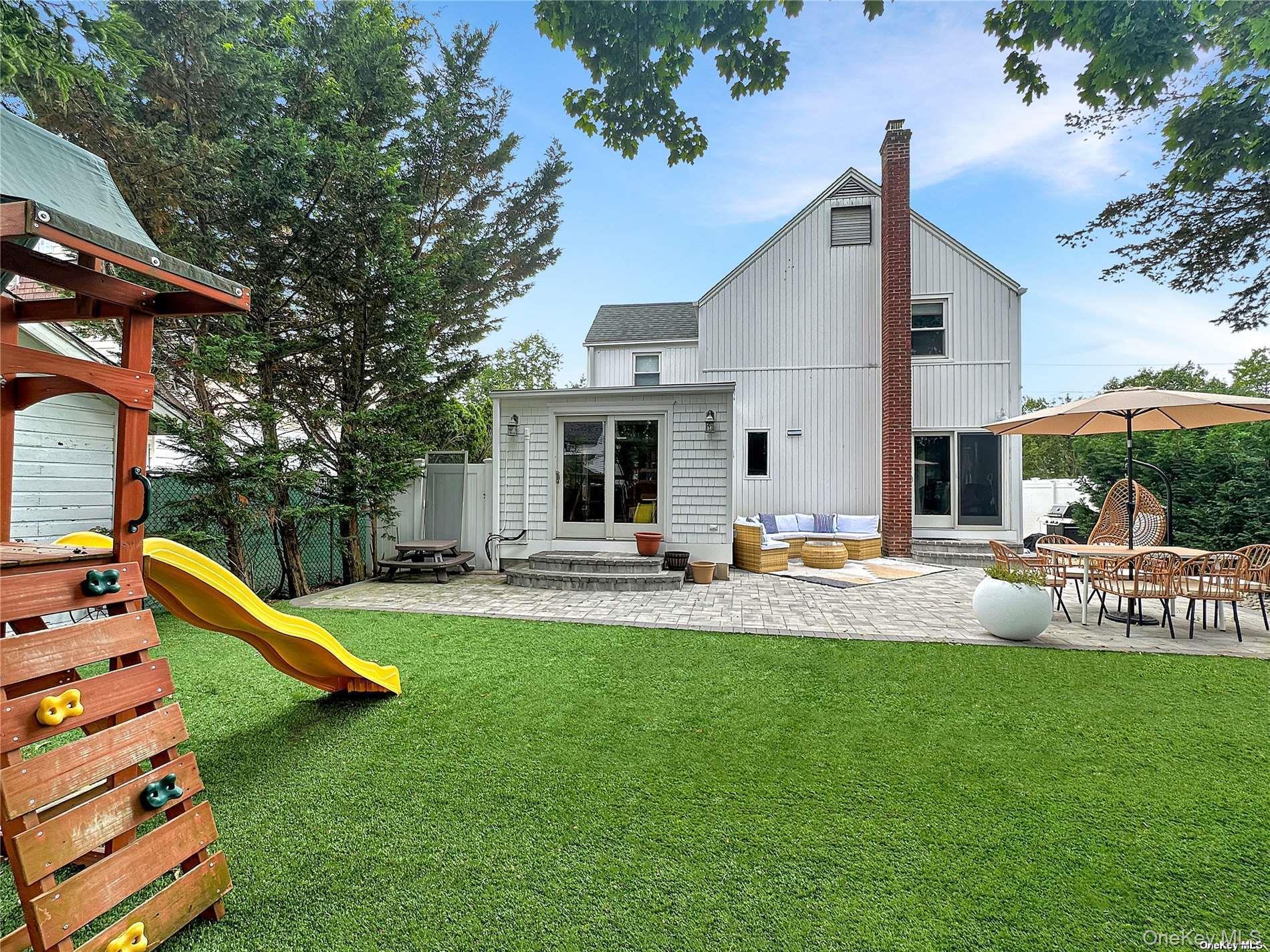 2517 Rockville Centre Parkway — photo 25