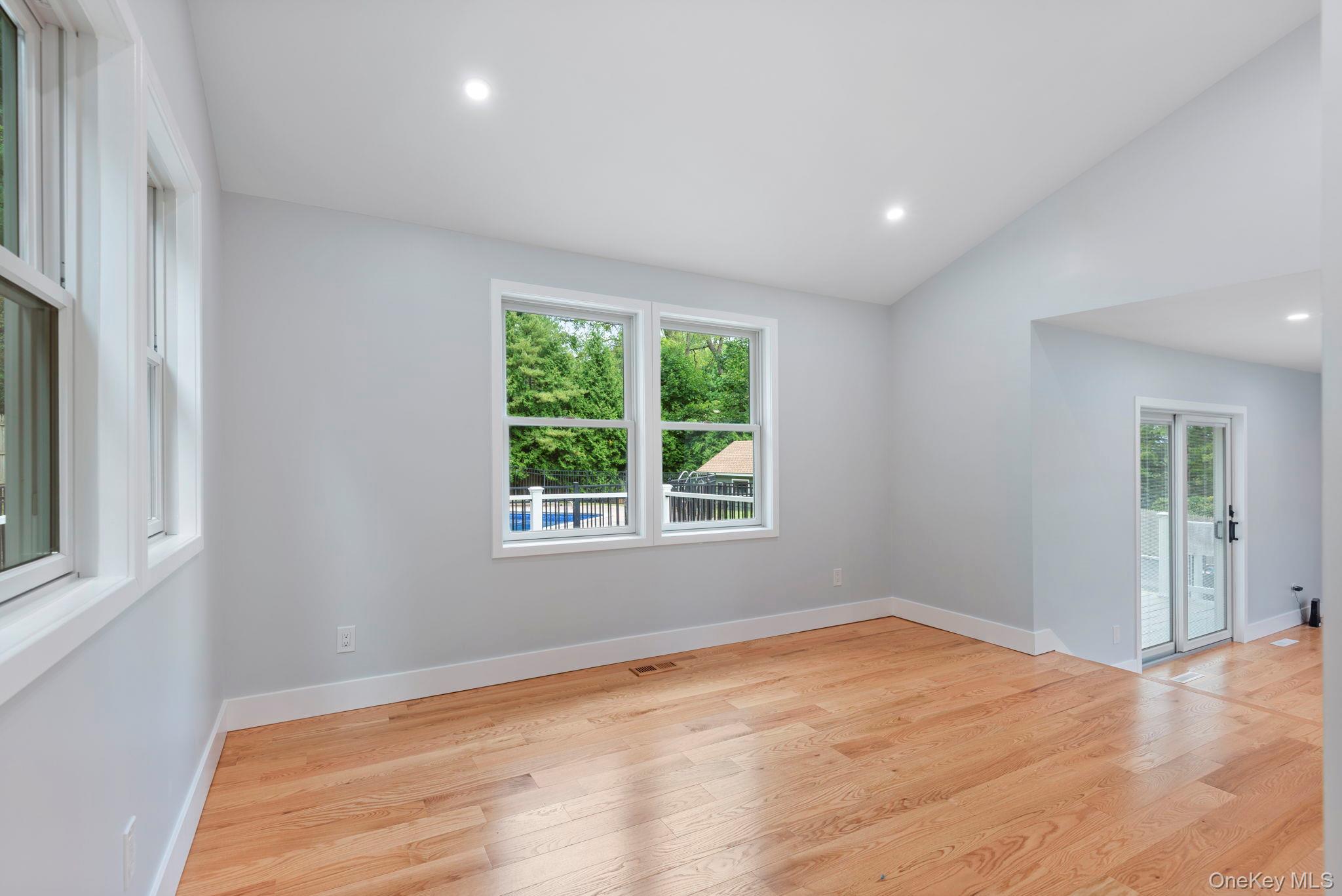 40 Lakeside Drive — photo 21