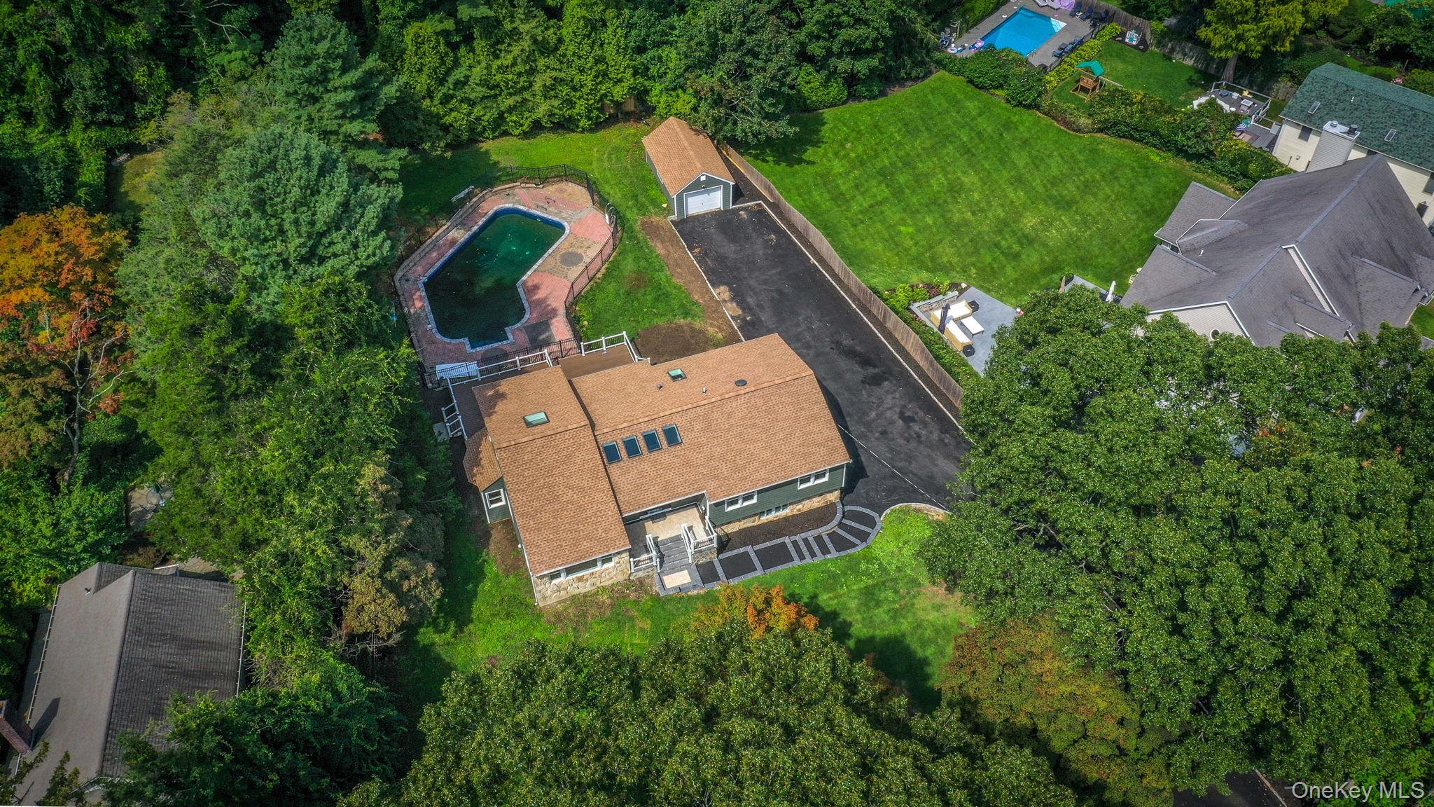 40 Lakeside Drive — photo 41
