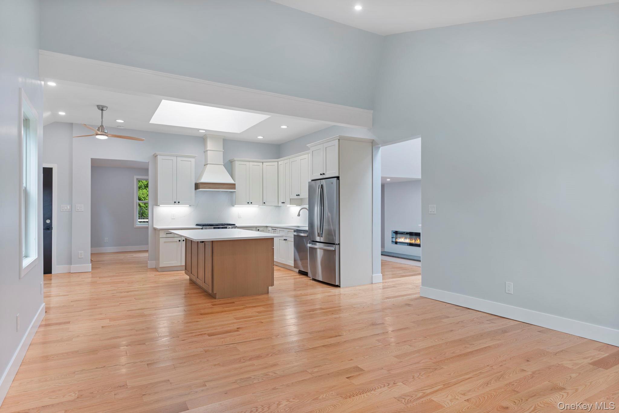 40 Lakeside Drive — photo 10