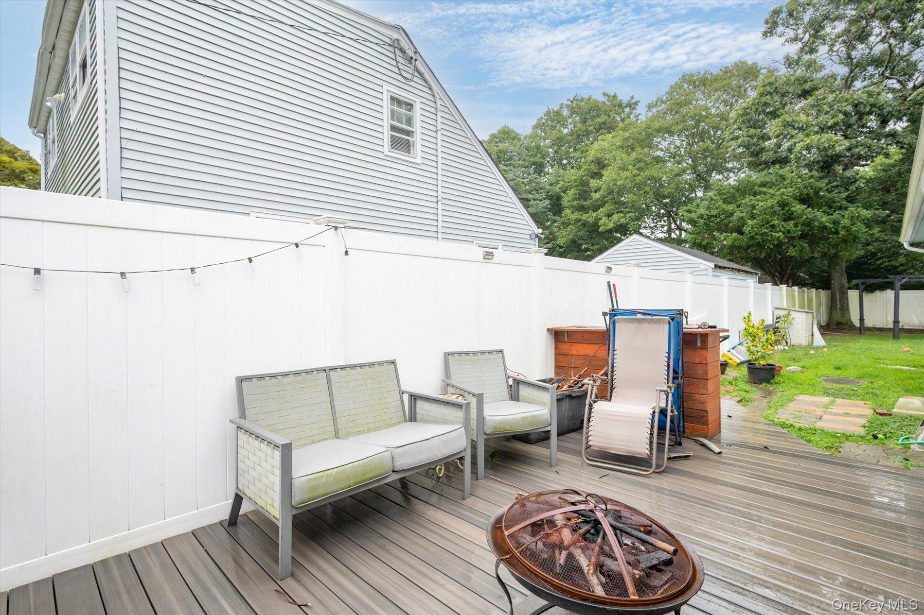 75 Westminster Drive — photo 17