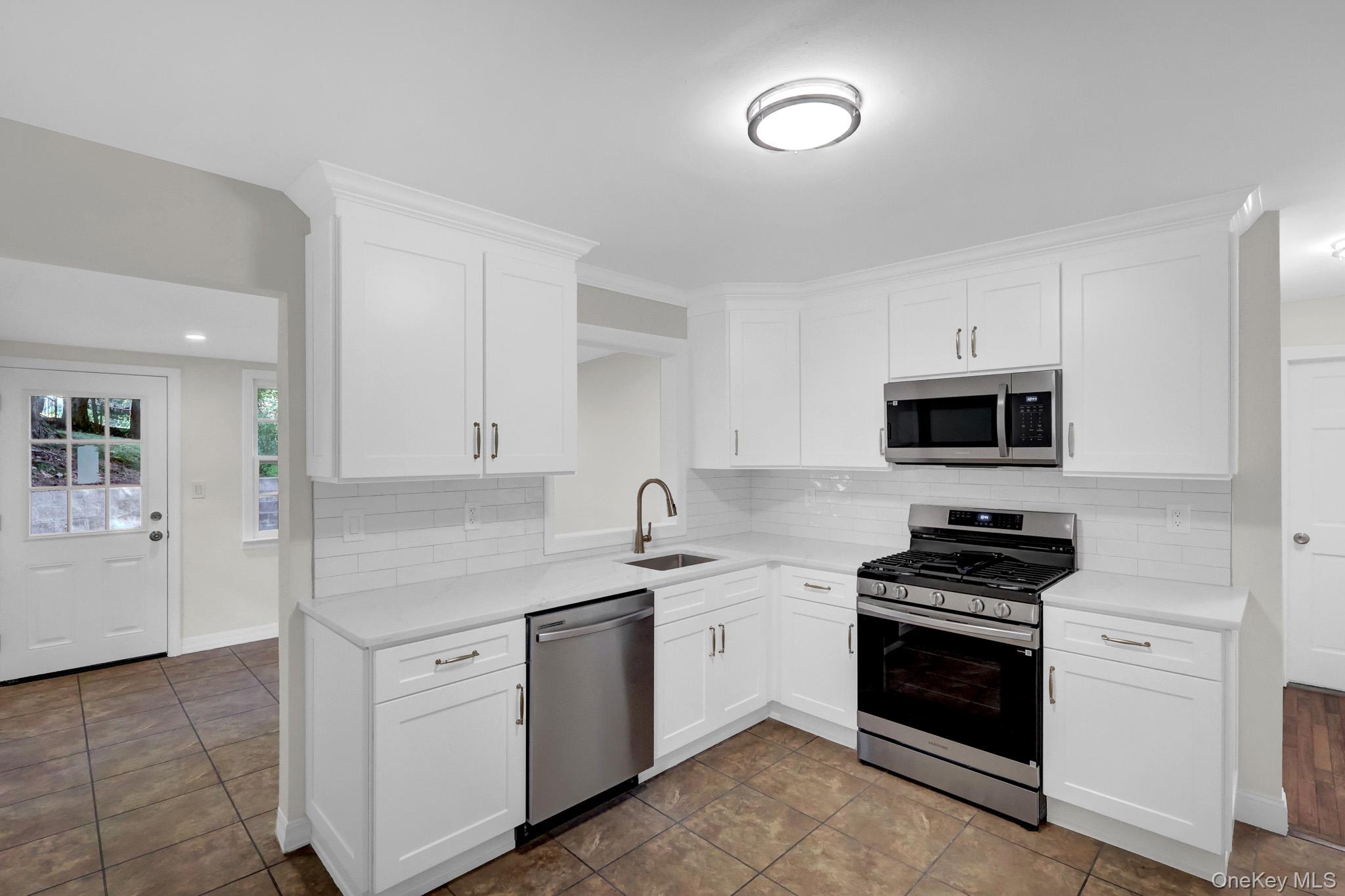 66 Washington Street — photo 12