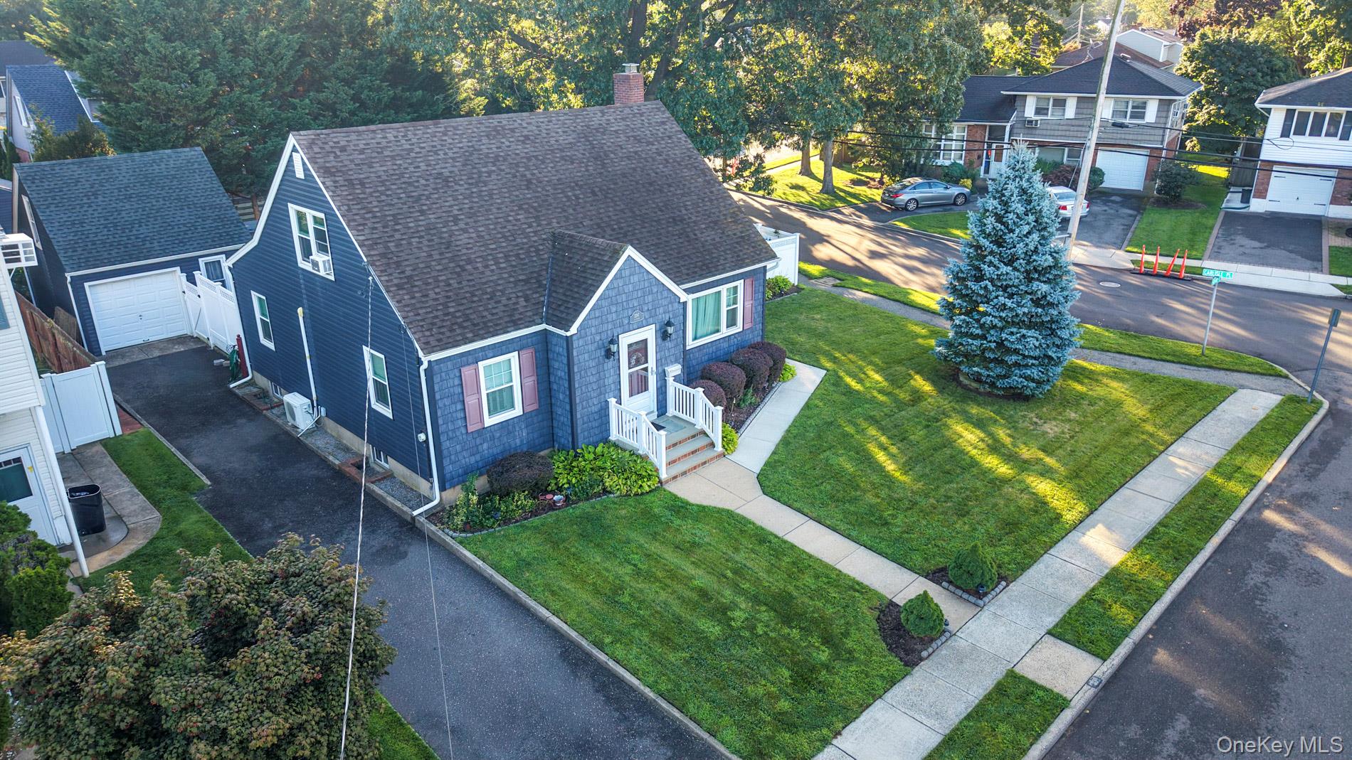 2297 Girard Place — photo 29