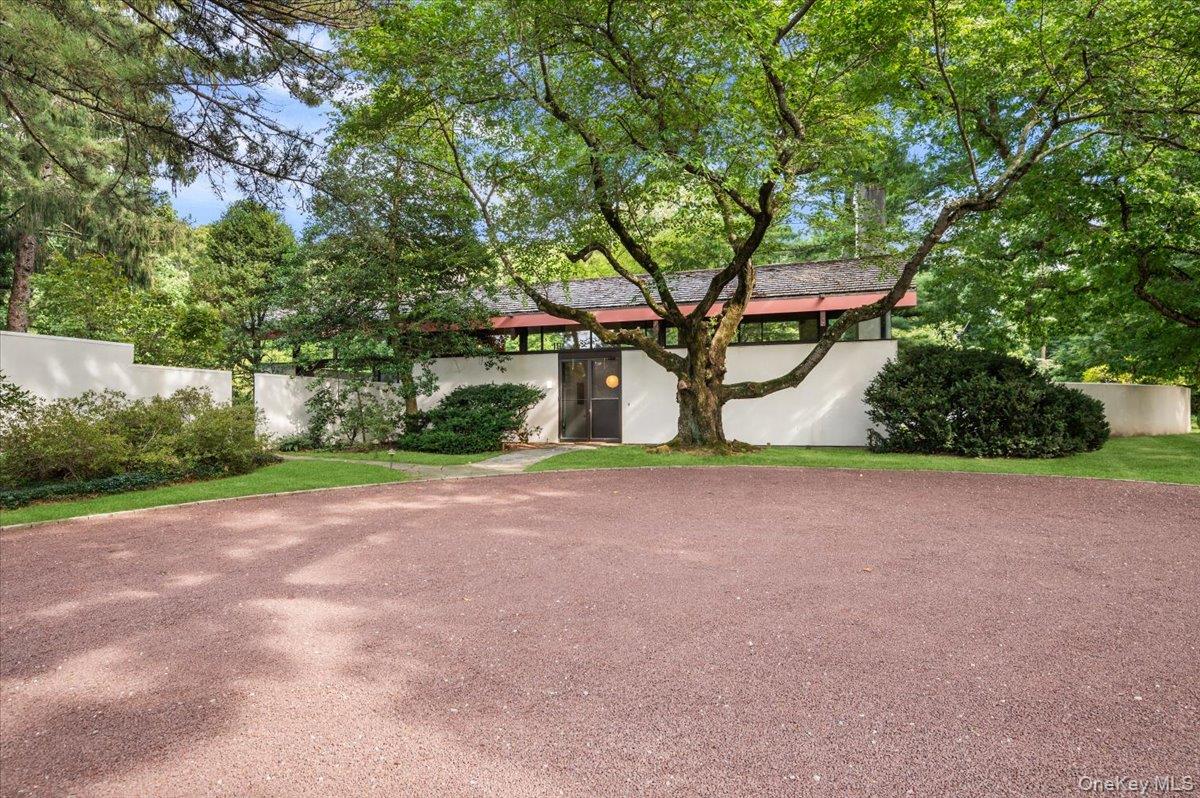 347 Duck Pond Road — photo 4