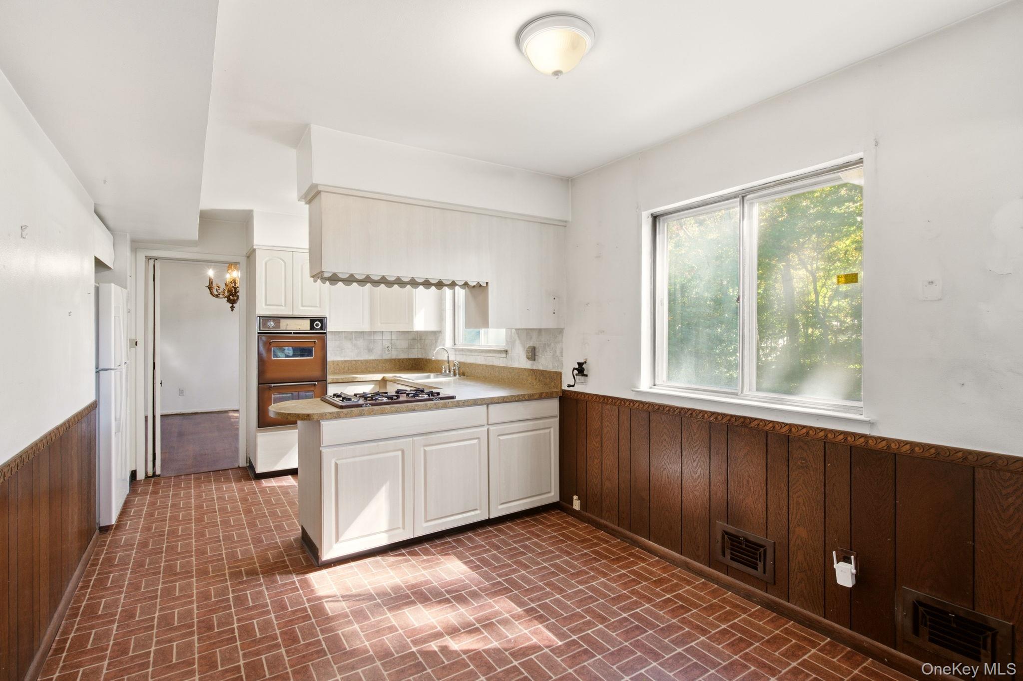 63 Lauren Avenue — photo 14