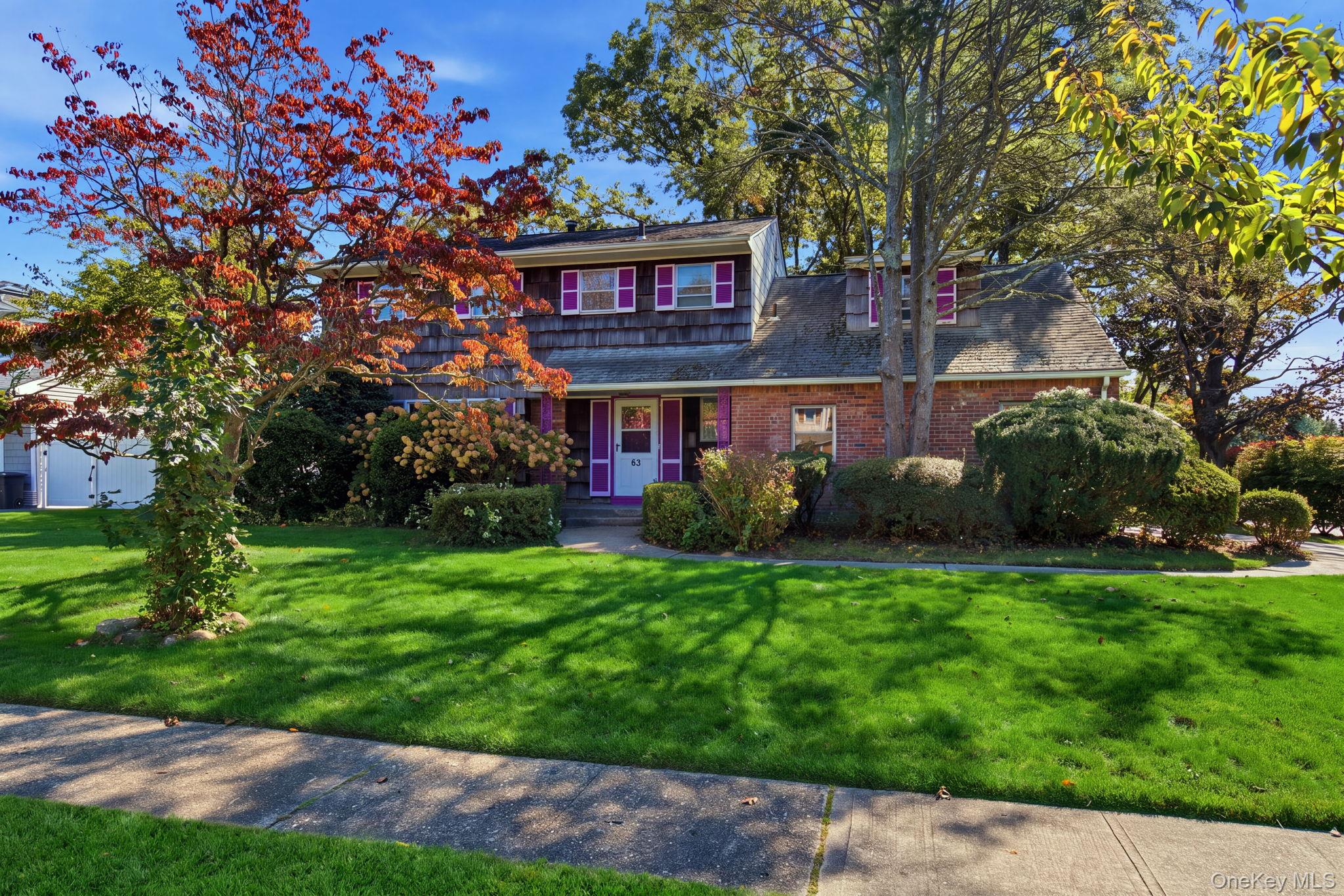 63 Lauren Avenue — photo 2