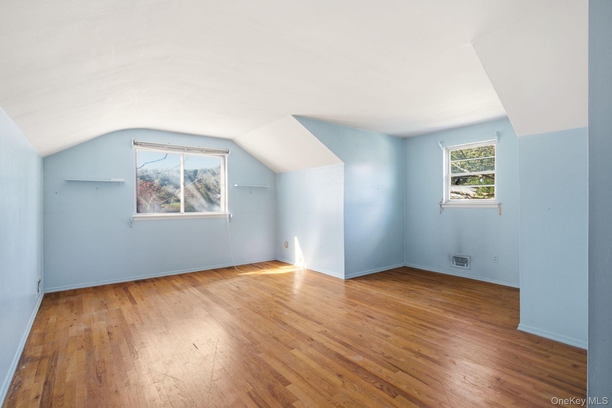63 Lauren Avenue — photo 21