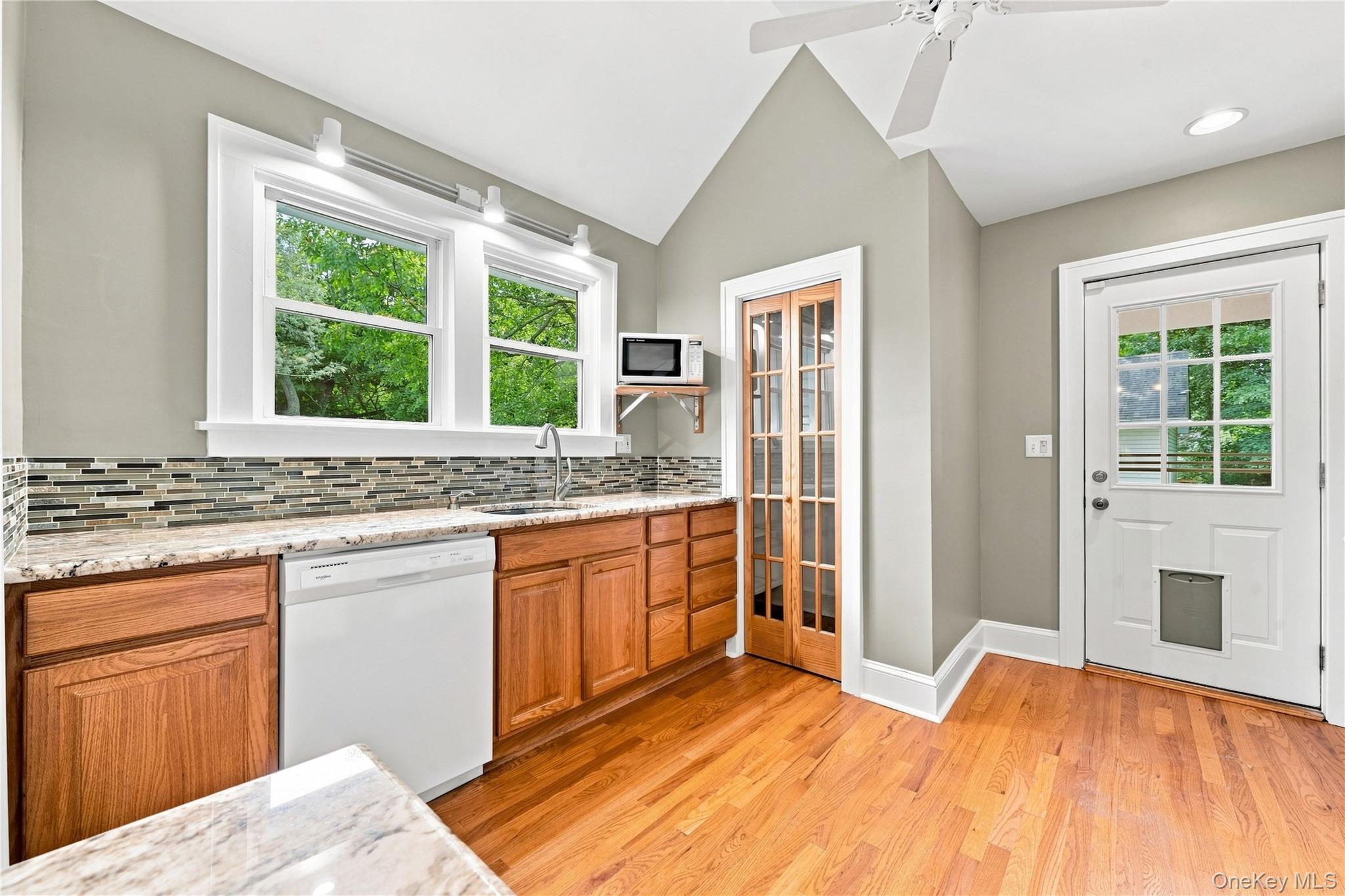 56 Washington Avenue — photo 15