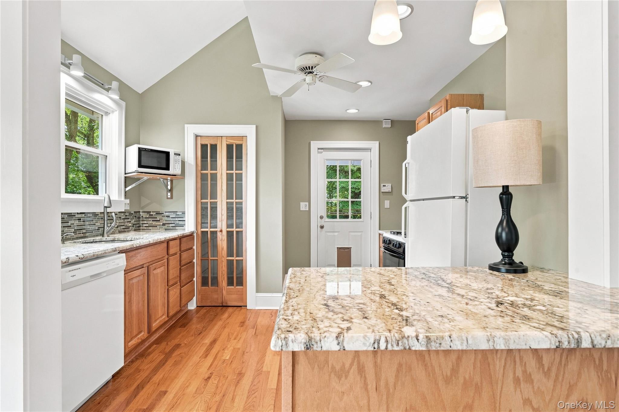56 Washington Avenue — photo 17