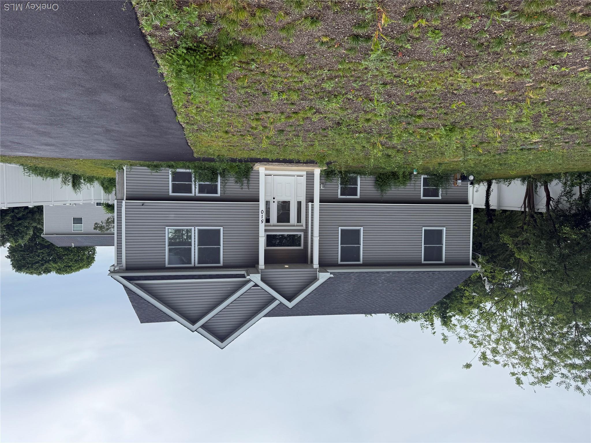 129 Southaven Avenue, Mastic