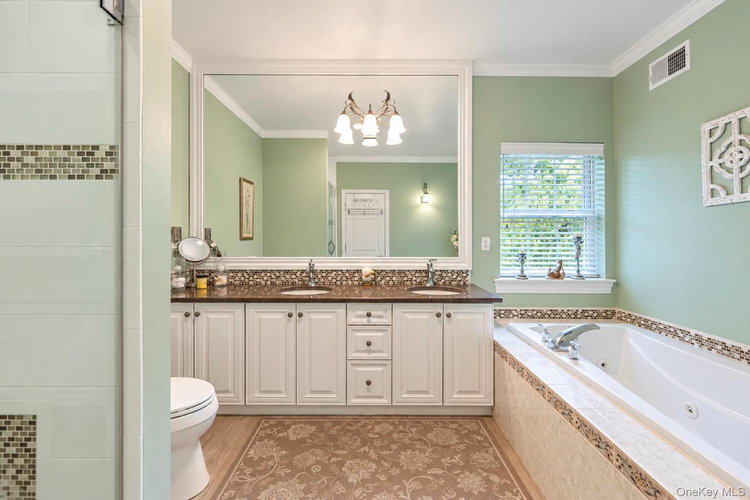7 Wood Hollow Drive — photo 28